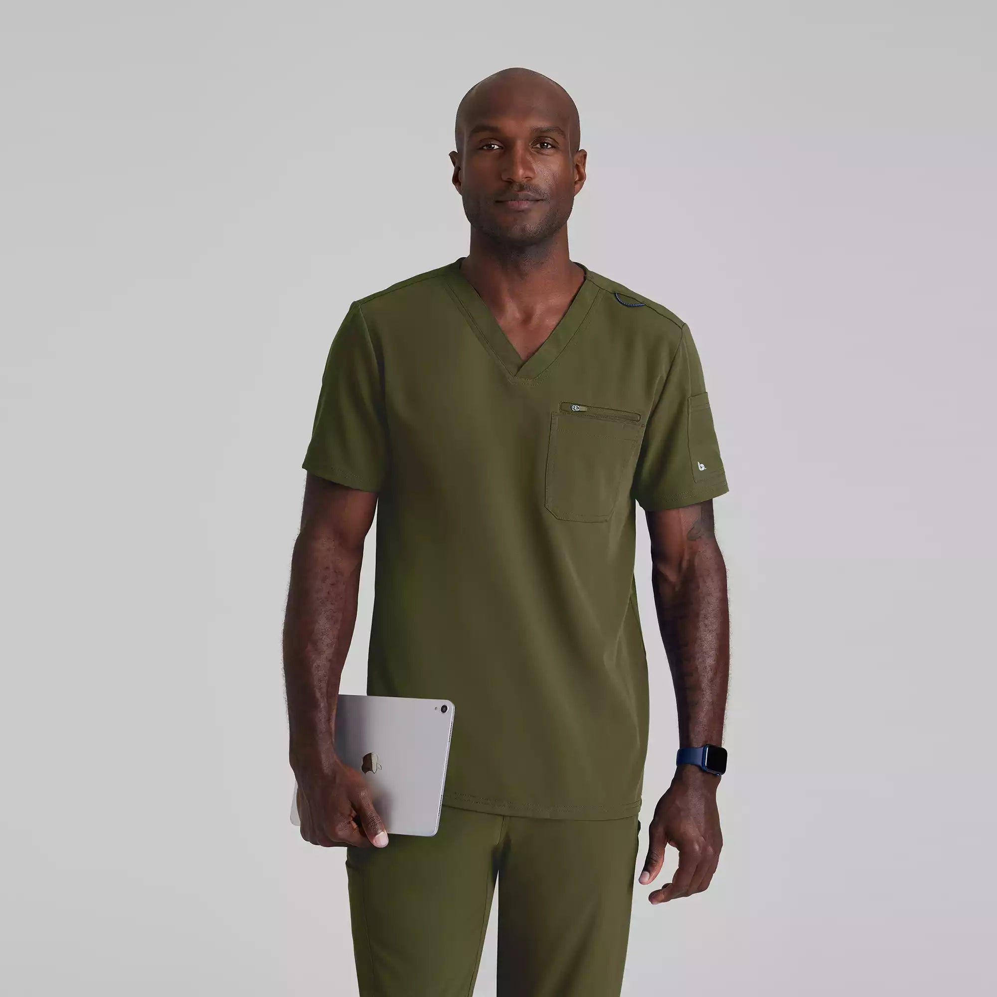 Barco Unify Men's 3 Pocket V-neck Top | BUT153