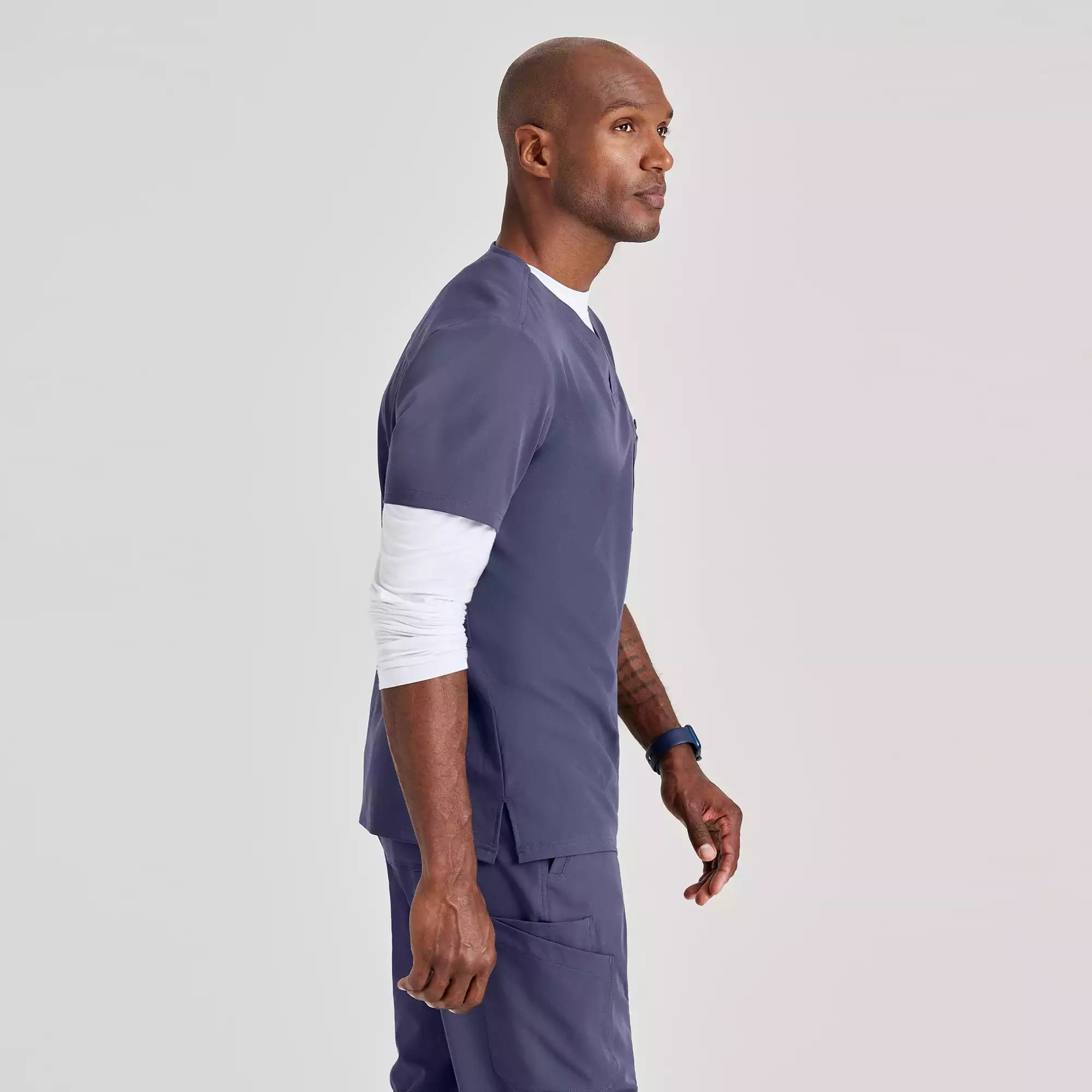 Barco Unify Men's 3 Pocket V-neck Top | BUT153