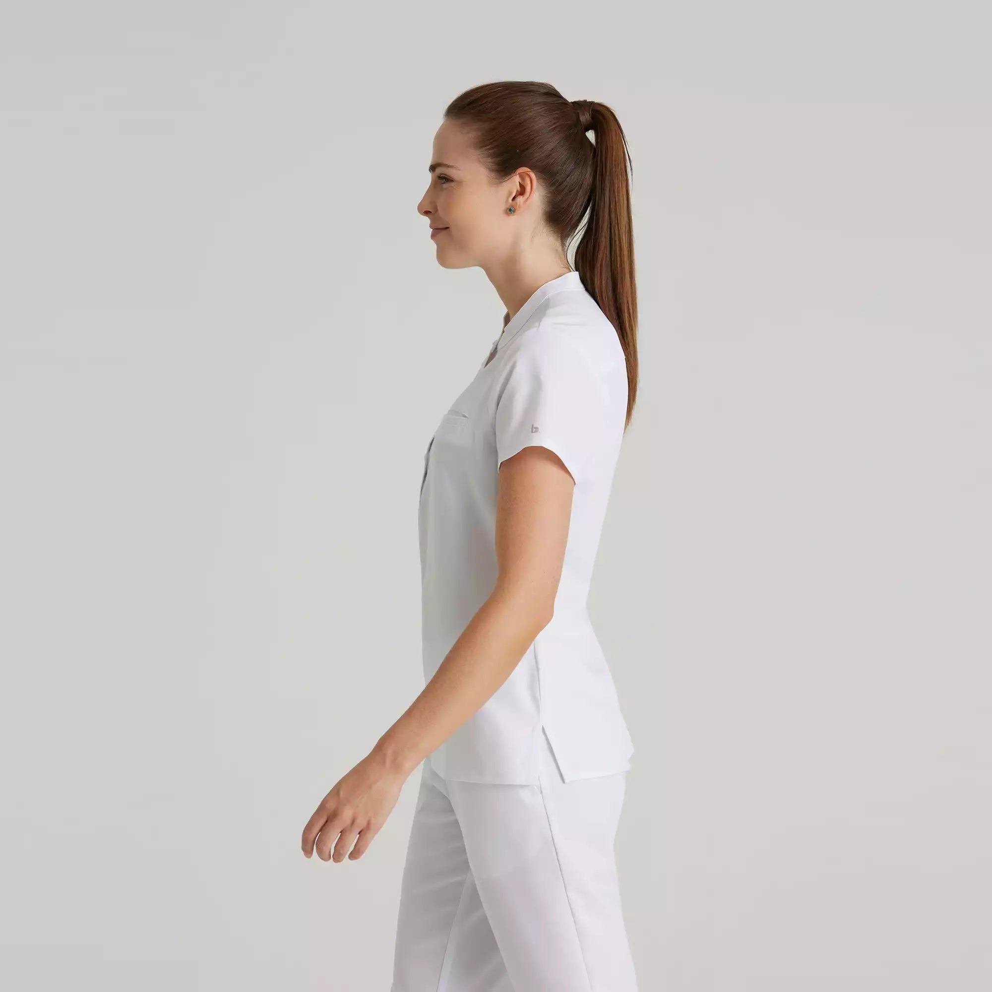 Barco Unify Women's 4 Pocket V-neck Top | BUT167