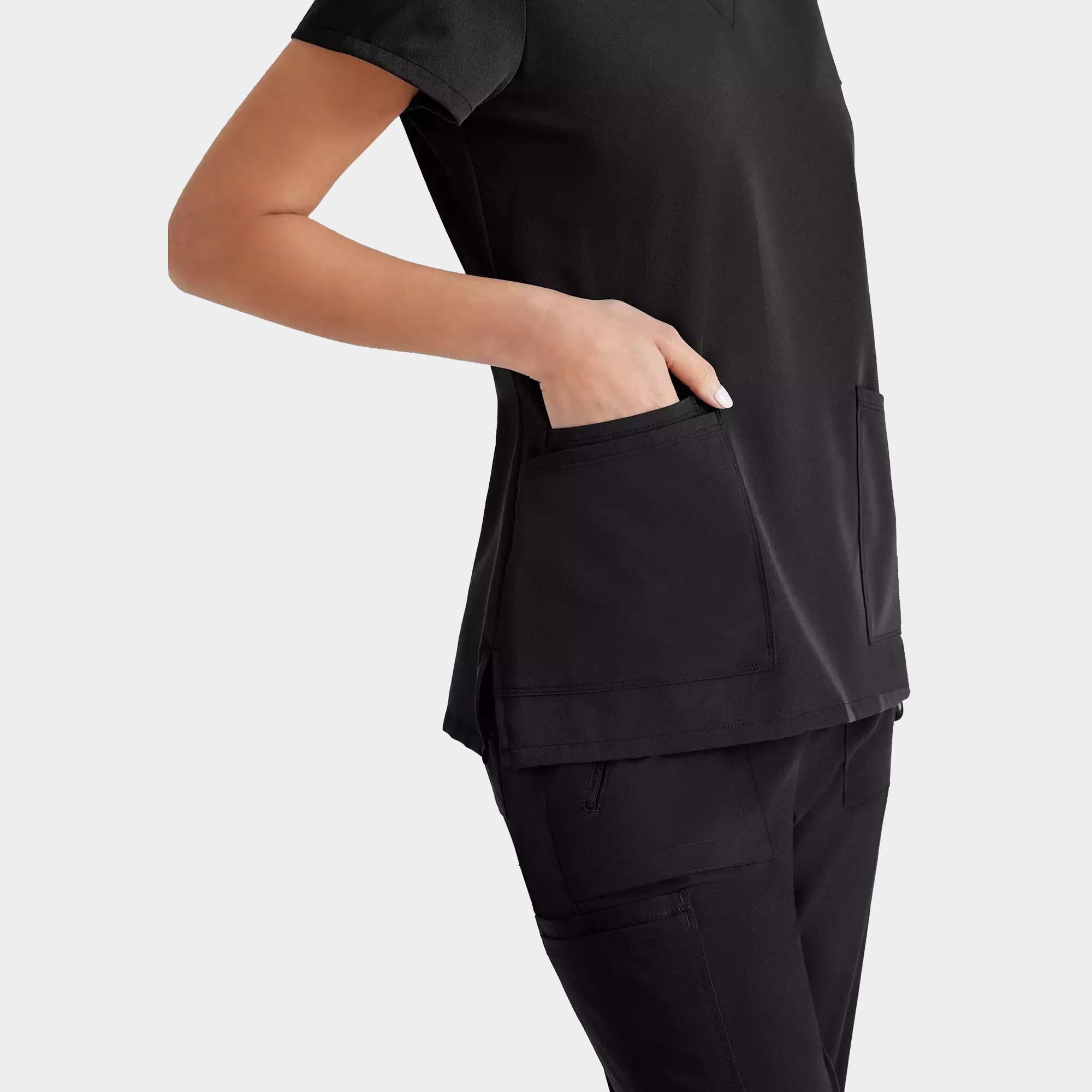 Barco Unify Women's 4 Pocket V-neck Top | BUT167