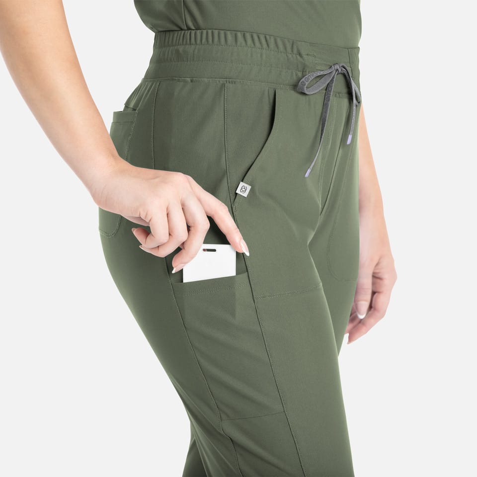Mia Tapered Leg Pant | 2902