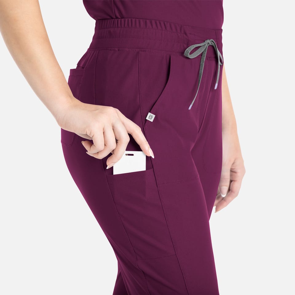 Mia Tapered Leg Pant | 2902