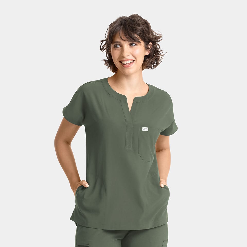 EPIC by IRG - Women's Dolman 3 Pocket Top | 4804