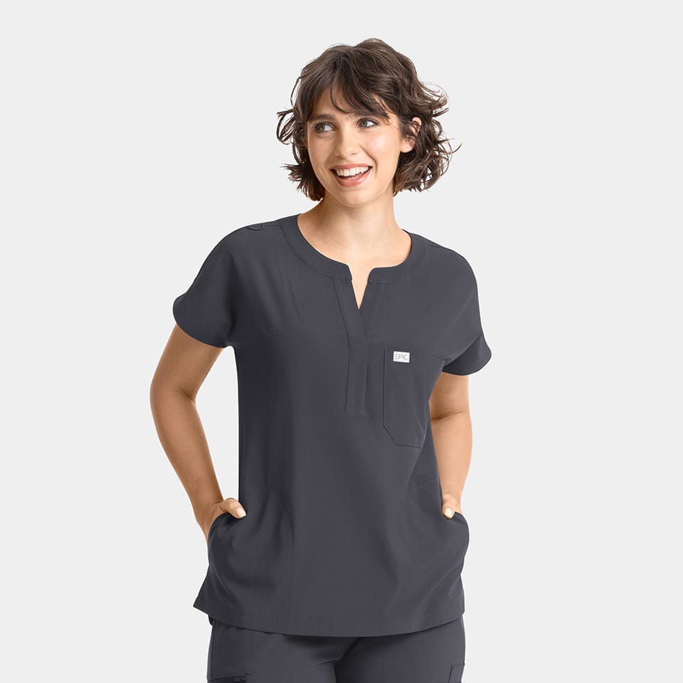 EPIC by IRG - Women's Dolman 3 Pocket Top | 4804