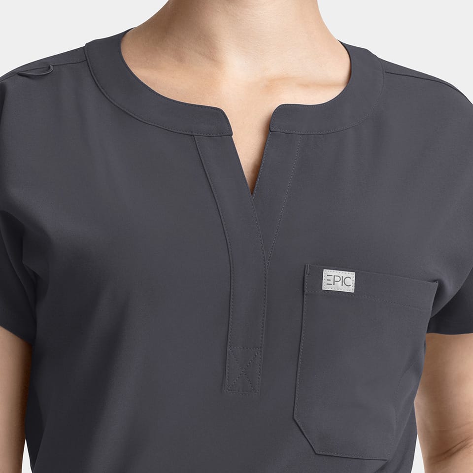 EPIC by IRG - Women's Dolman 3 Pocket Top | 4804
