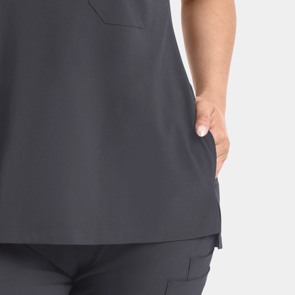 EPIC by IRG - Women's Dolman 3 Pocket Top | 4804