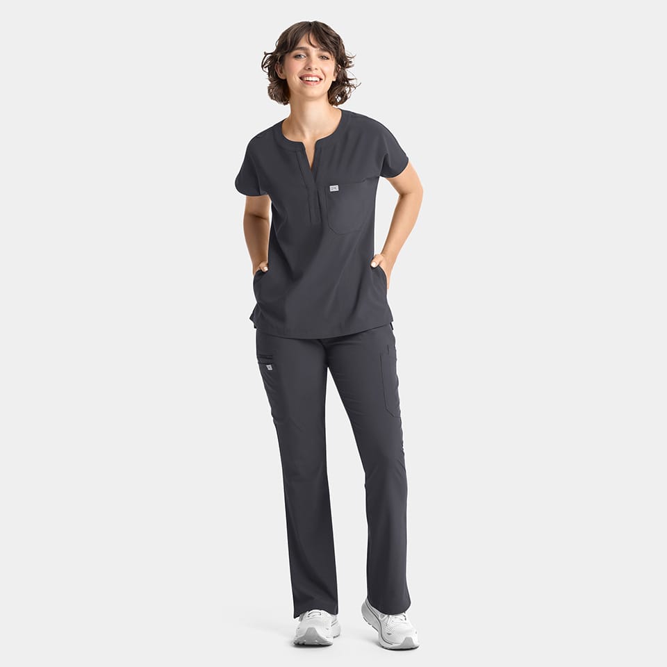 EPIC by IRG - Women's Dolman 3 Pocket Top | 4804