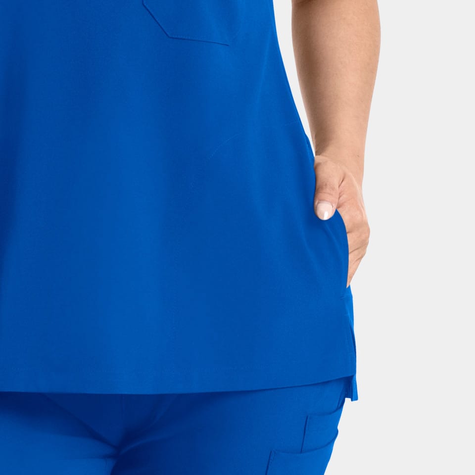EPIC by IRG - Women's Dolman 3 Pocket Top | 4804