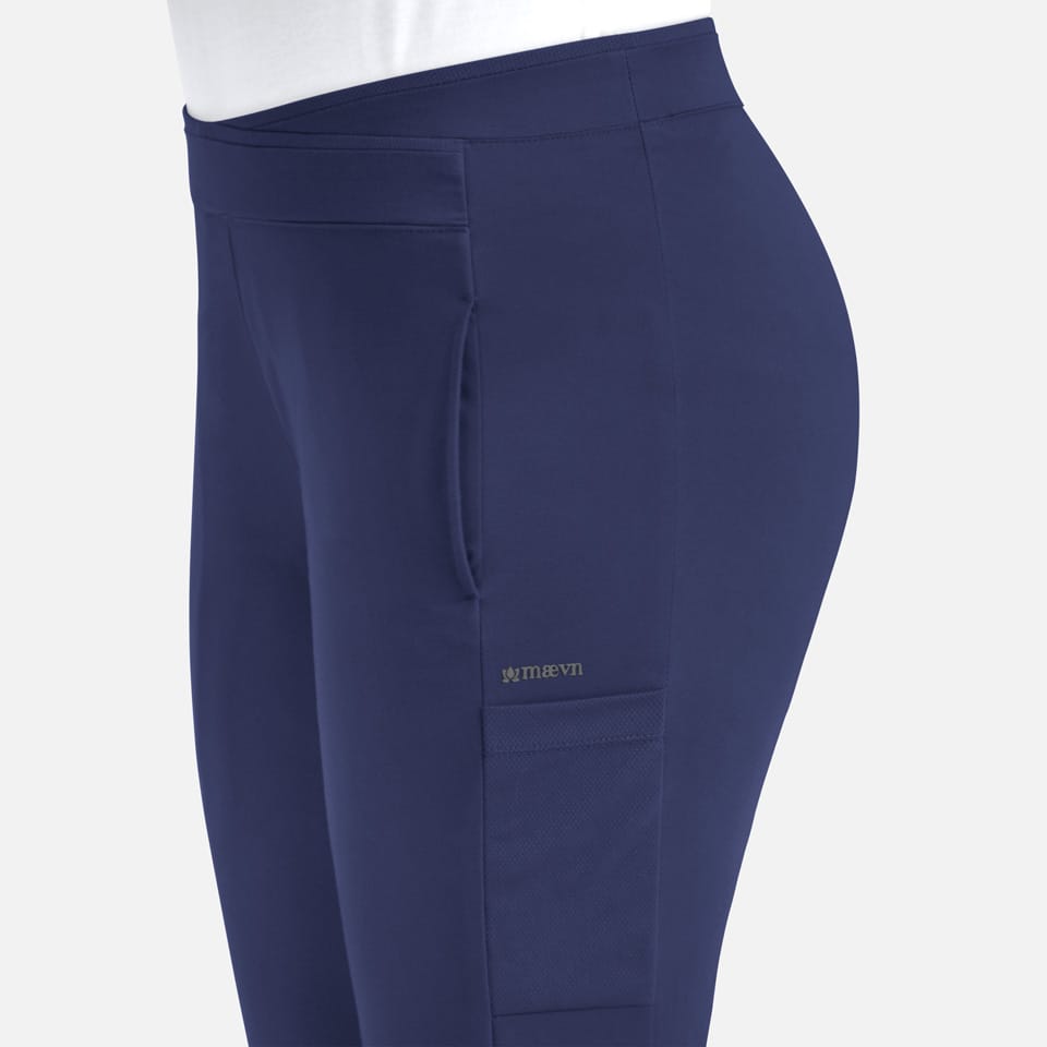 Women's Mid Rise Tapered Pant | 60301