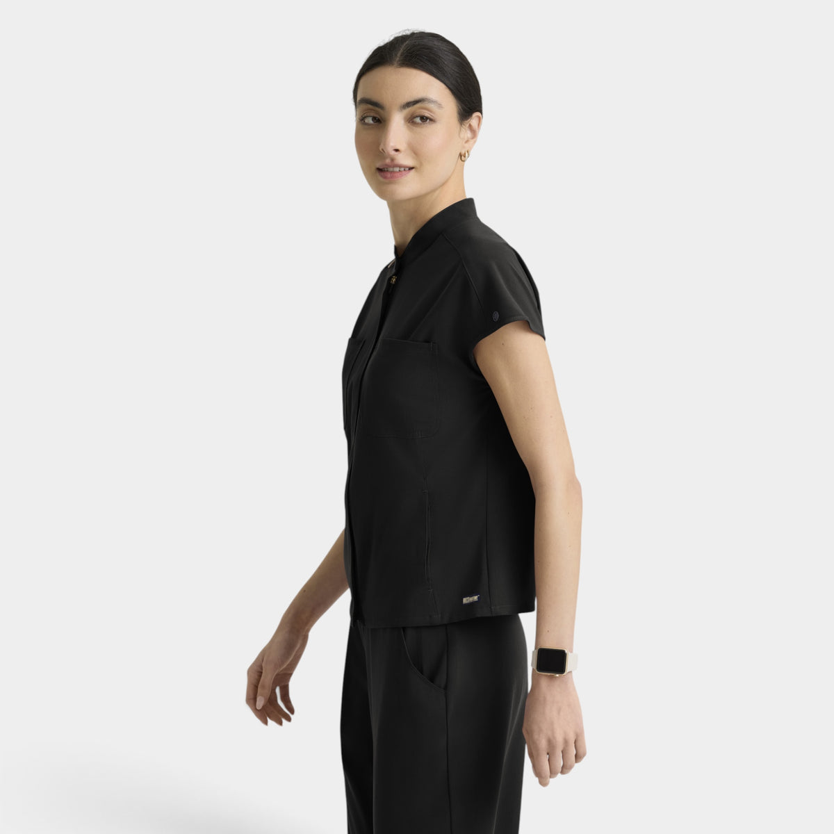Aria 6-Pocket Sportneck Zip-Front Top | GRGT320