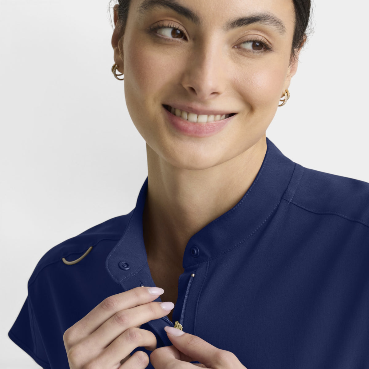 Aria 6-Pocket Sportneck Zip-Front Top | GRGT320