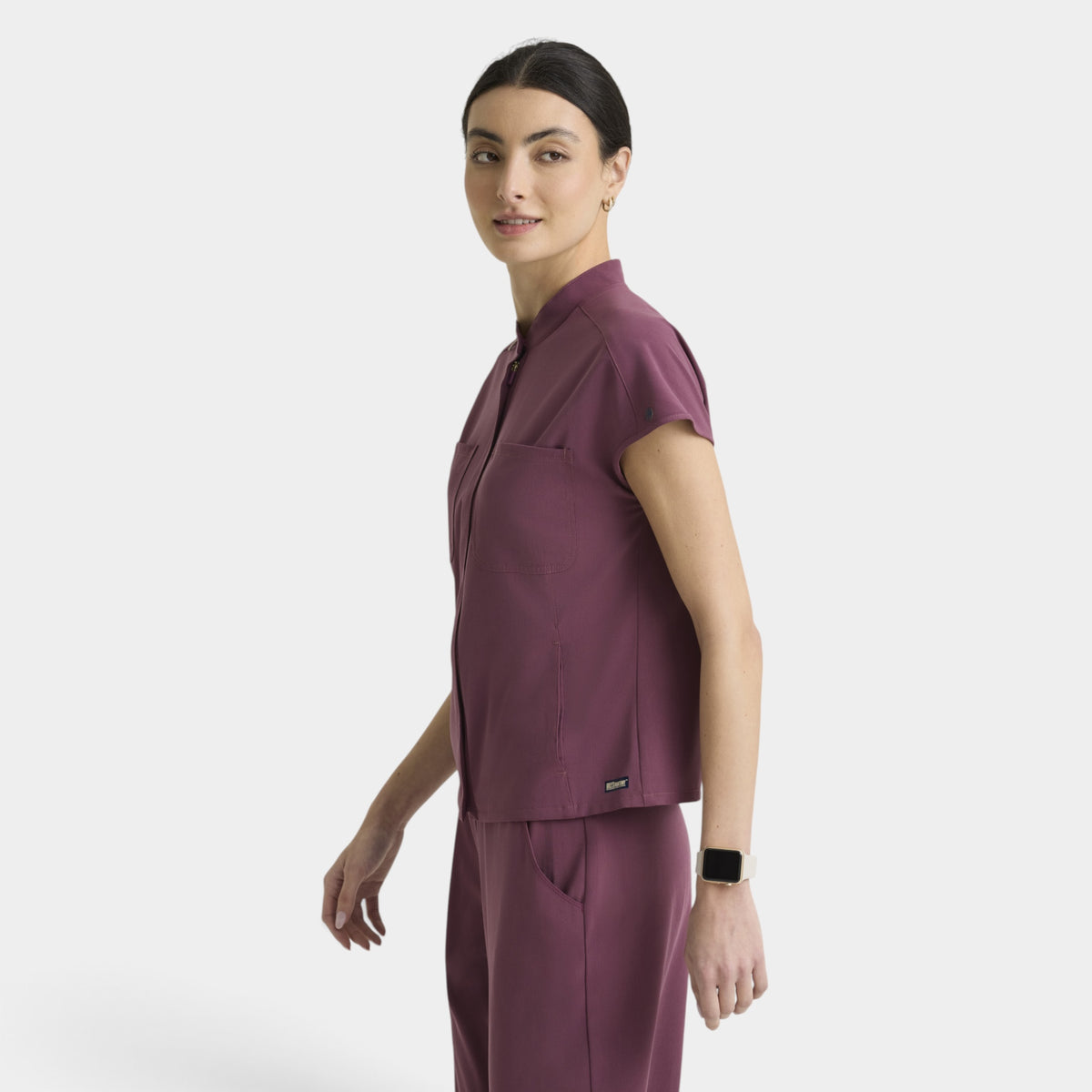 Aria 6-Pocket Sportneck Zip-Front Top | GRGT320