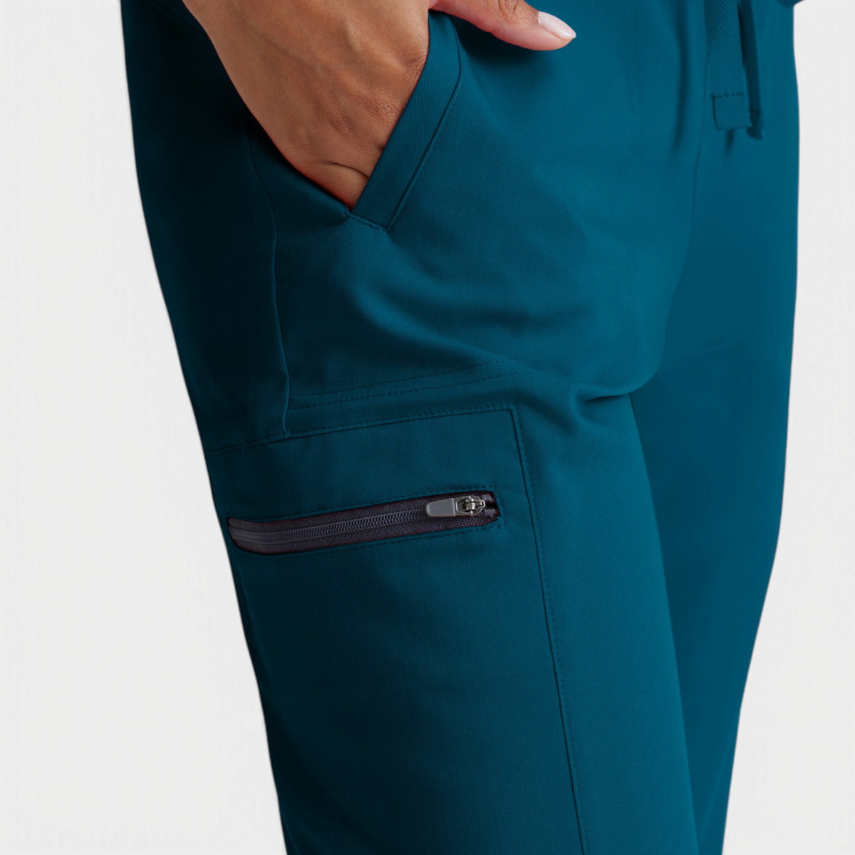 Kim 3-Pocket Mid-Rise Straight Leg Pant | GRSP500