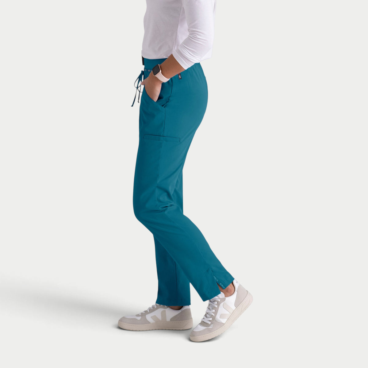 Serena 7-Pocket Mid-Rise Tapered Leg Pant | GRSP526