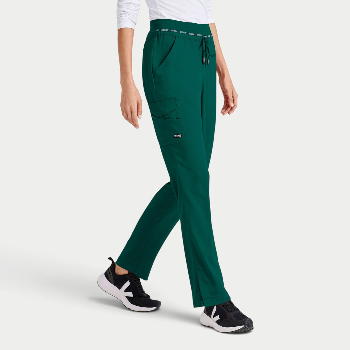 Serena 7-Pocket Mid-Rise Tapered Leg Pant | GRSP526