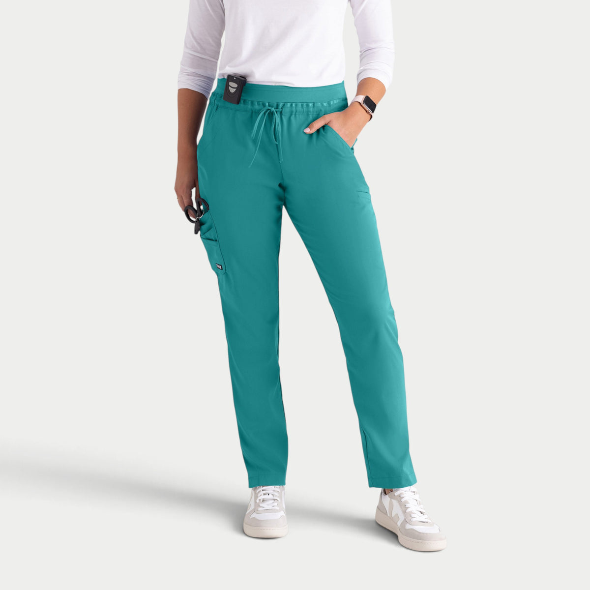 Serena 7-Pocket Mid-Rise Tapered Leg Pant | GRSP526