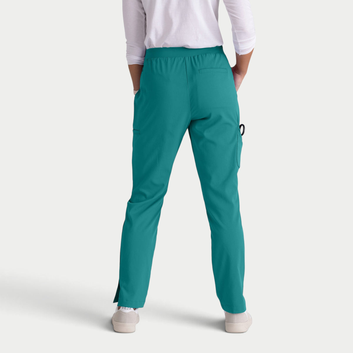 Serena 7-Pocket Mid-Rise Tapered Leg Pant | GRSP526