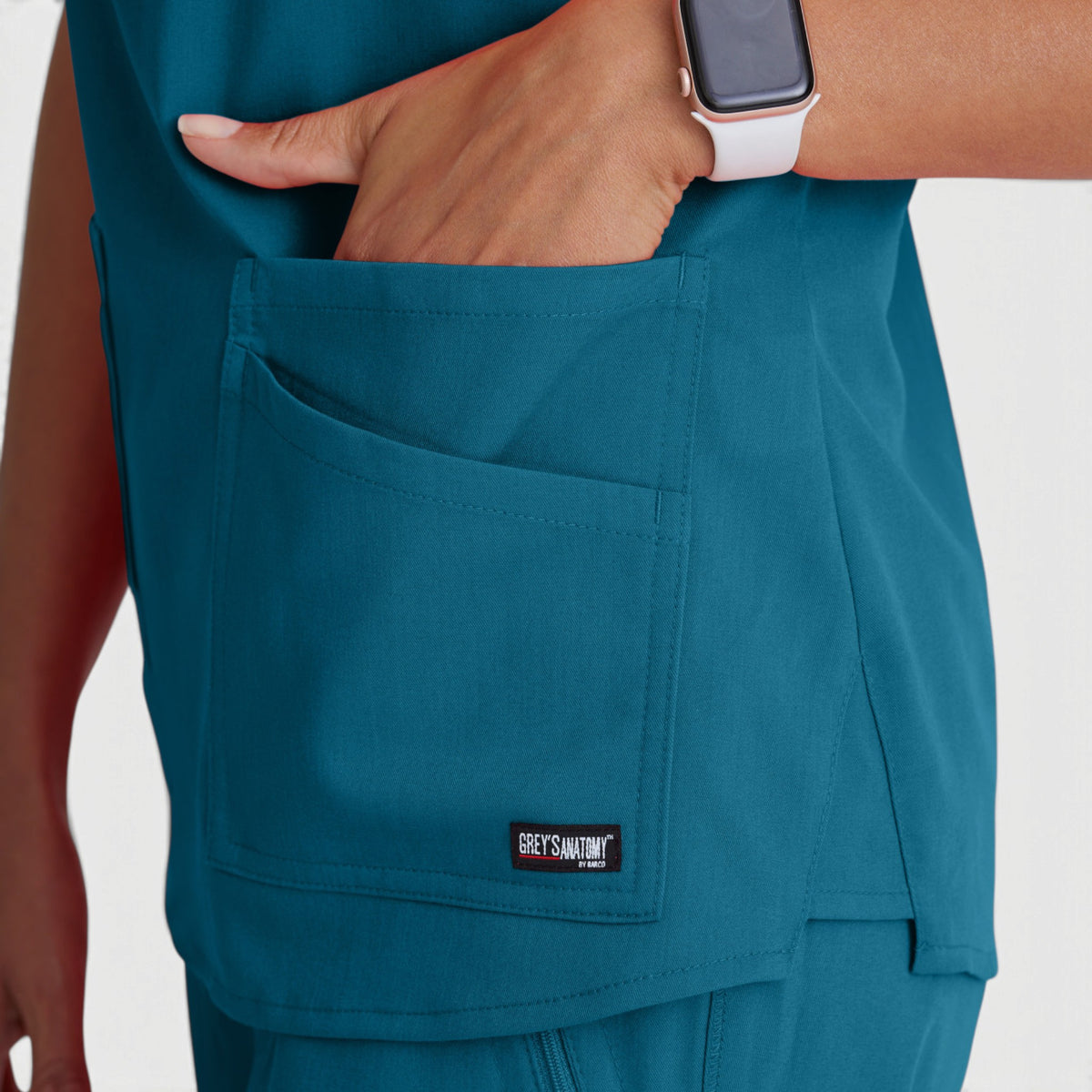 Emma 4-Pocket V-Neck Scrub Top | GRST011