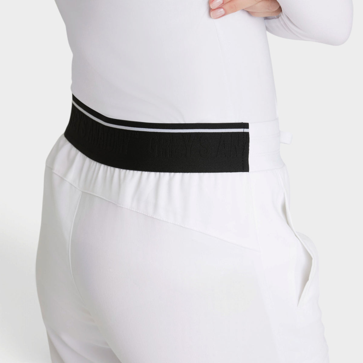 Kim 3-Pocket Mid-Rise Straight Leg Pant | GRSP500