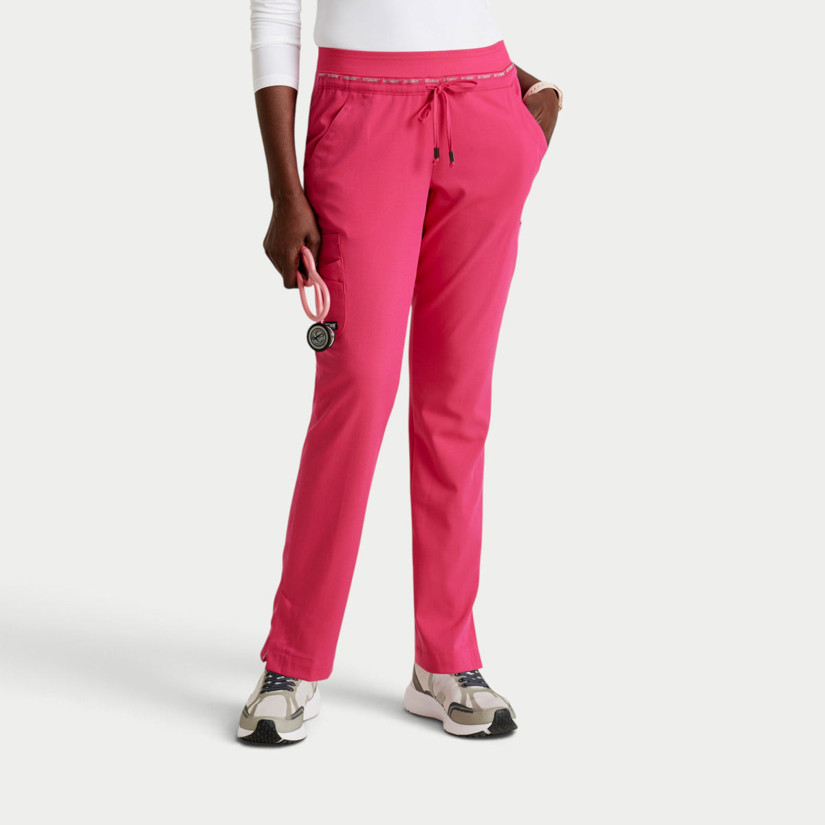 Serena 7-Pocket Mid-Rise Tapered Leg Pant | GRSP526