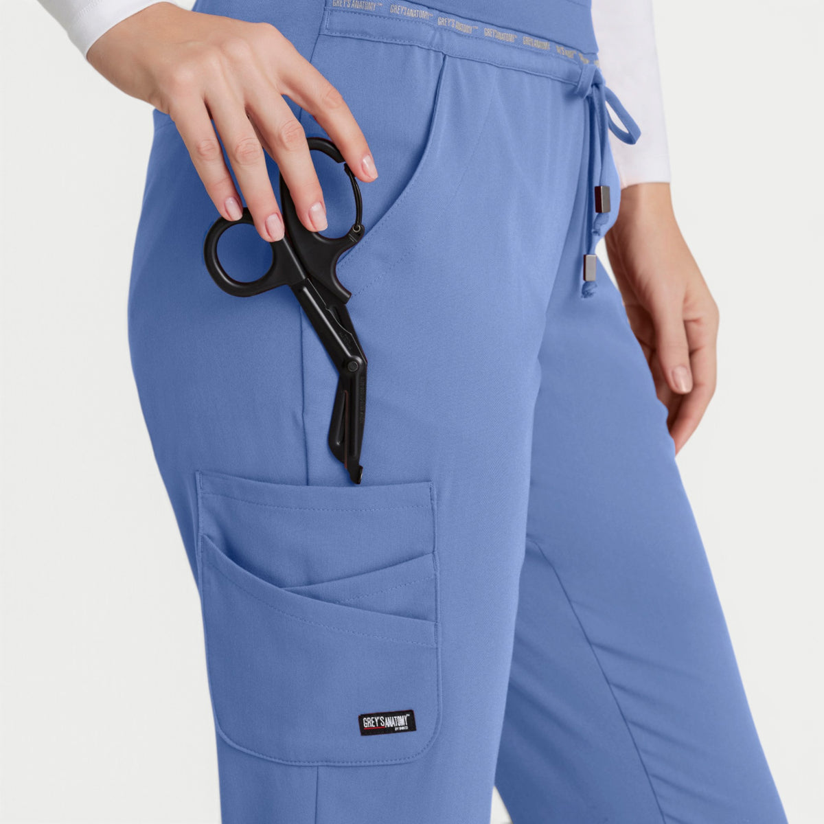 Serena 7-Pocket Mid-Rise Tapered Leg Pant | GRSP526