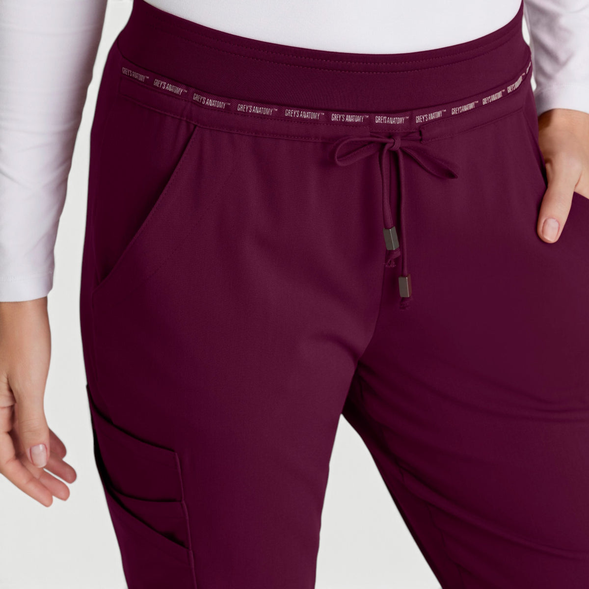 Serena 7-Pocket Mid-Rise Tapered Leg Pant | GRSP526