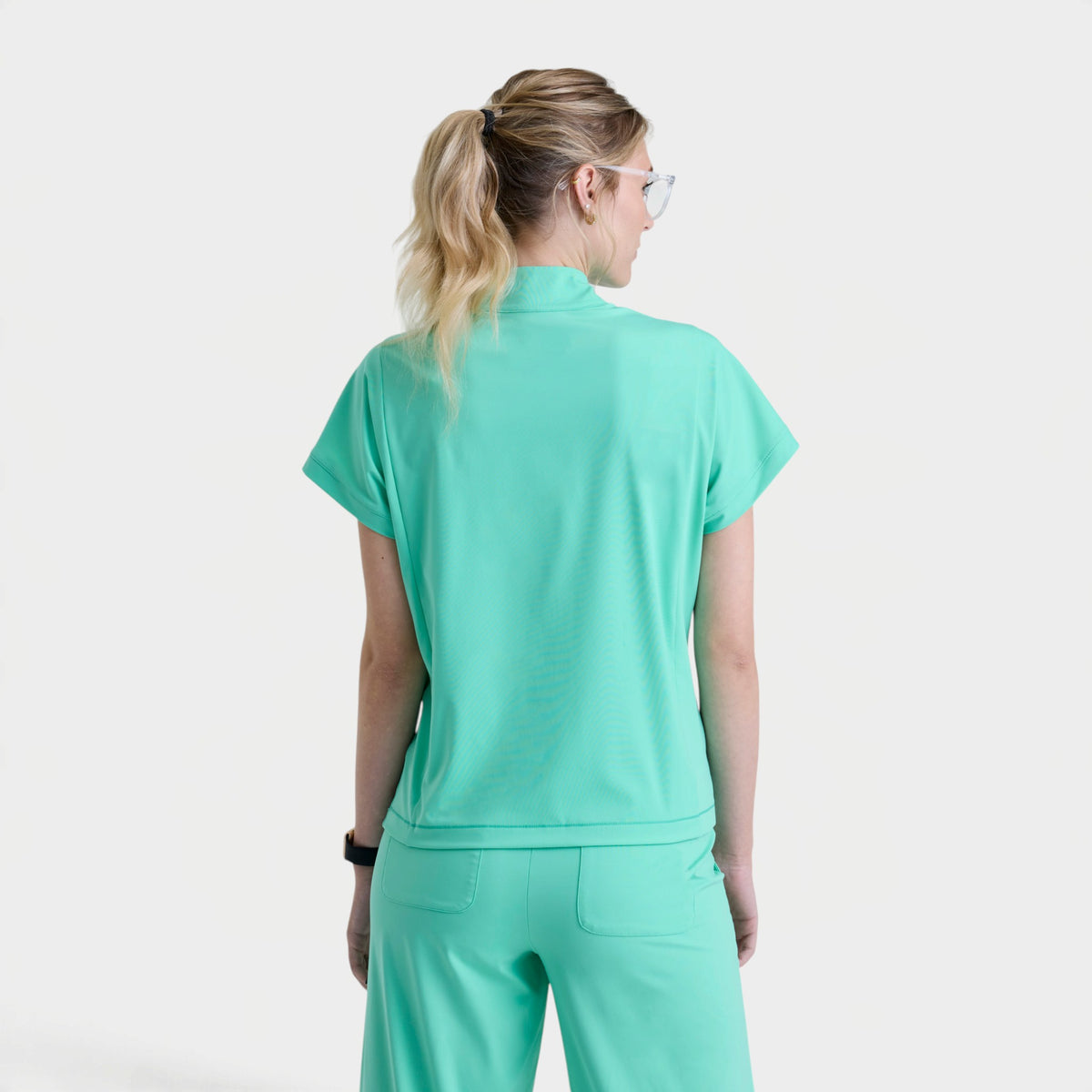 Crystal 3-Pocket Mock Neck Zip-Placket Top | GRST319