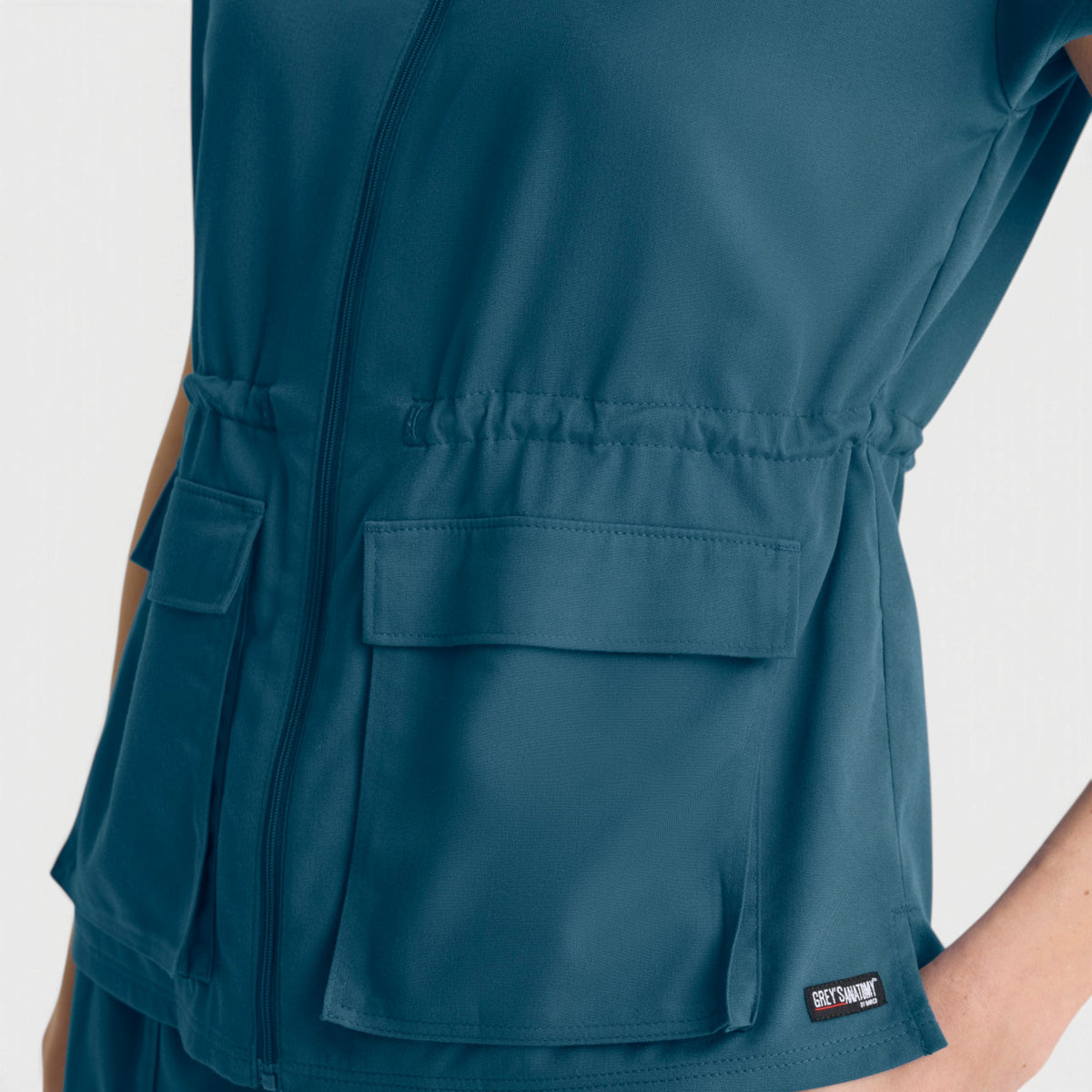 Nina 2-Pocket Mock Neck Zip Front Top | GRST324