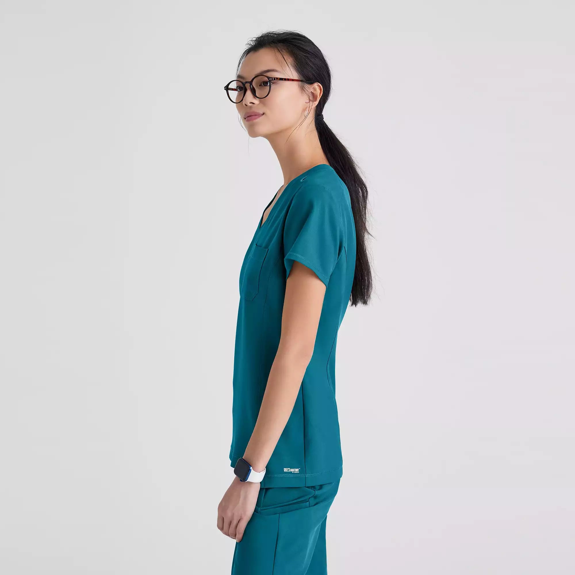 Grey's Anatomy Banded V-Neck Tuck-In Top | GSST181