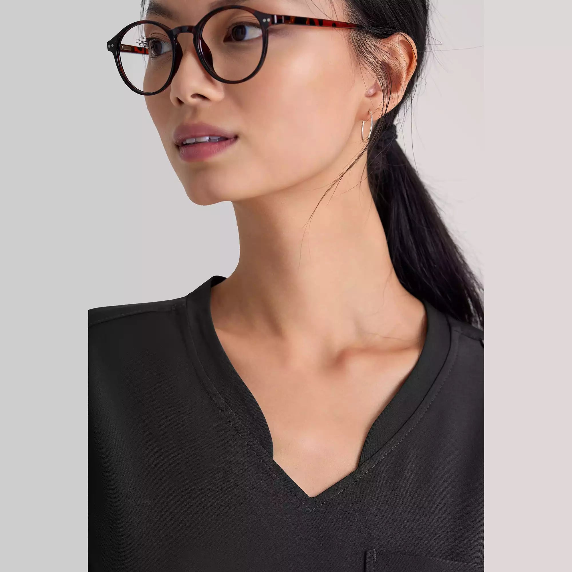 Grey's Anatomy Banded V-Neck Tuck-In Top | GSST181