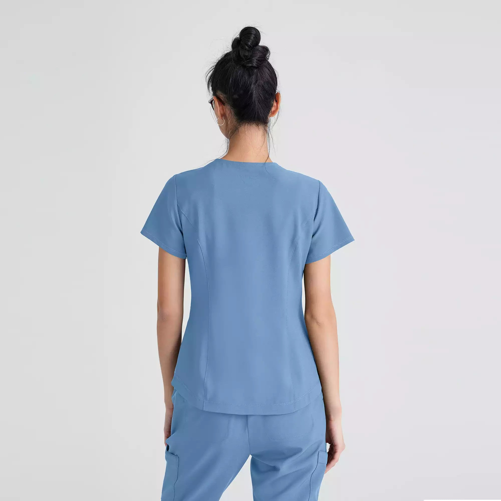 Grey's Anatomy Evolve 2 Pocket Piped V-Neck Top | GSST180