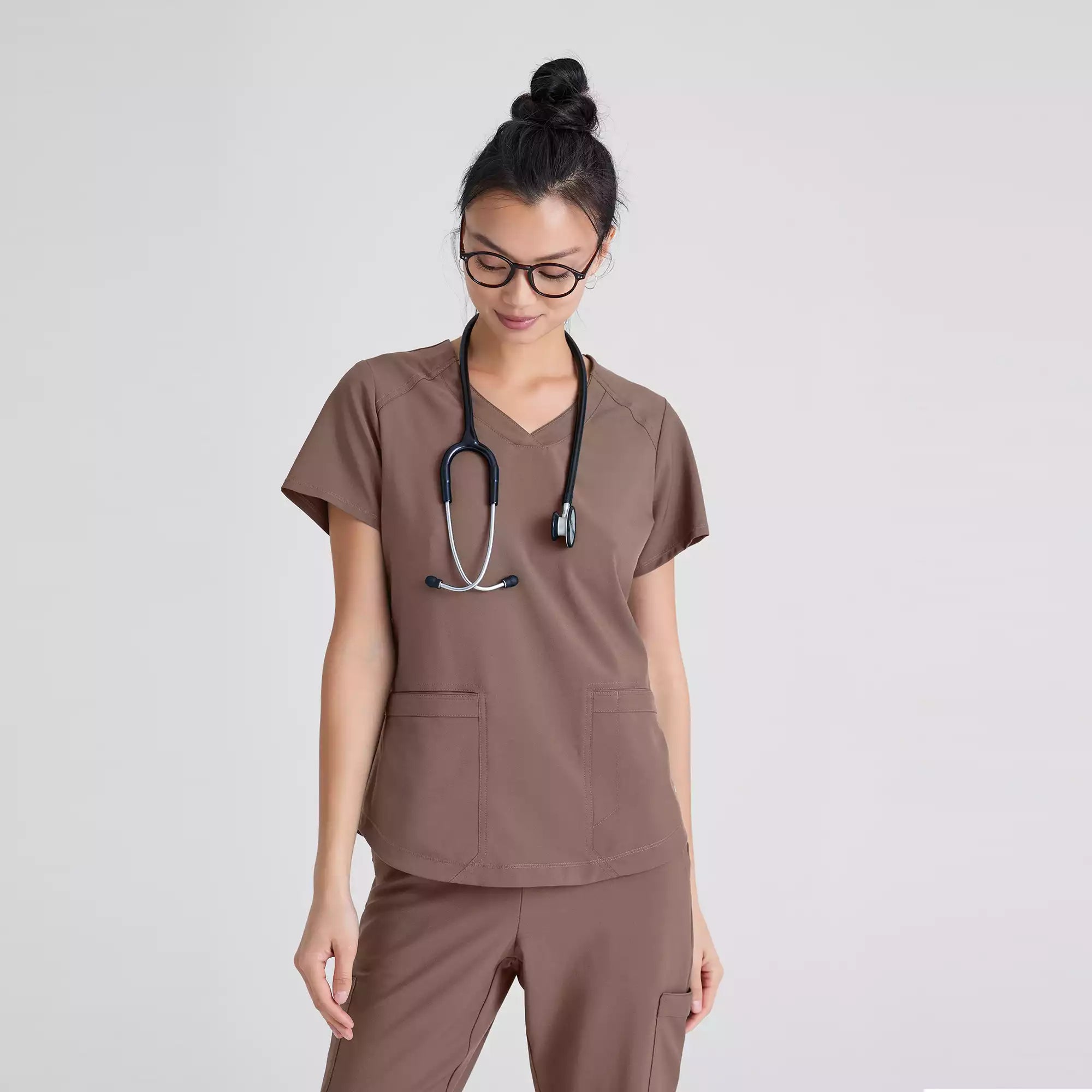 Grey's Anatomy Evolve 2 Pocket Piped V-Neck Top | GSST180