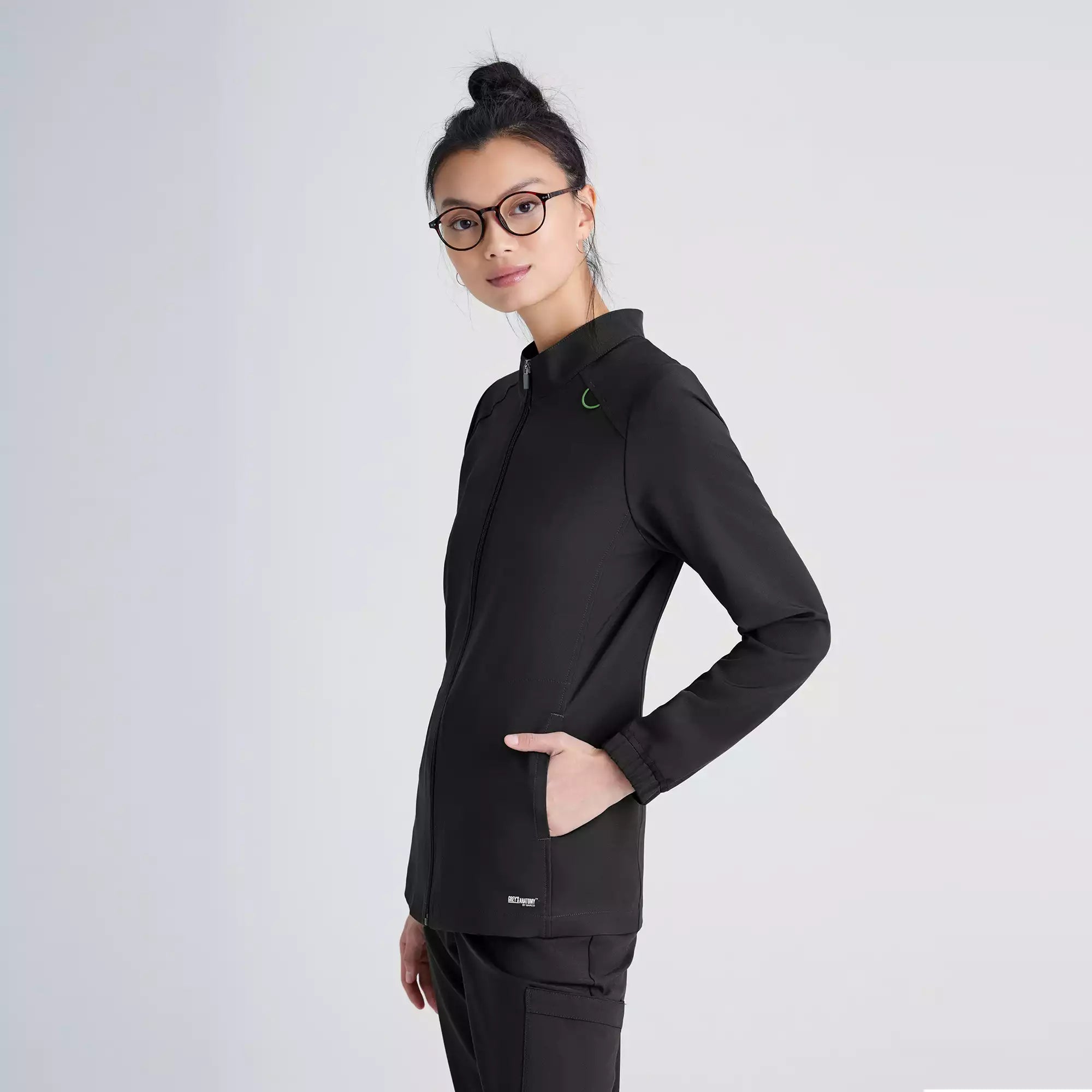 Grey's Anatomy Evolve 3 Pocket Collared Warm-Up | GSSW886