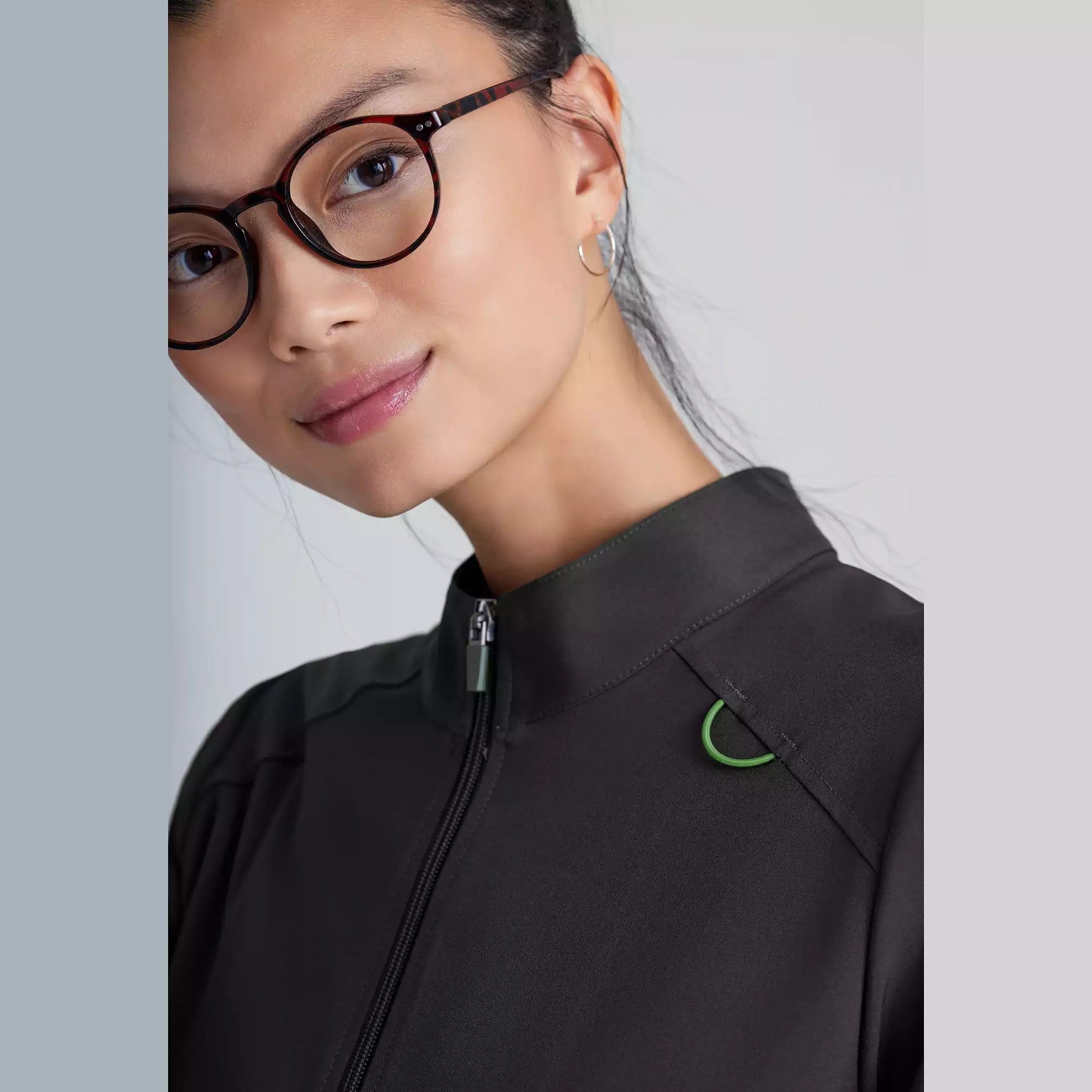 Grey's Anatomy Evolve 3 Pocket Collared Warm-Up | GSSW886