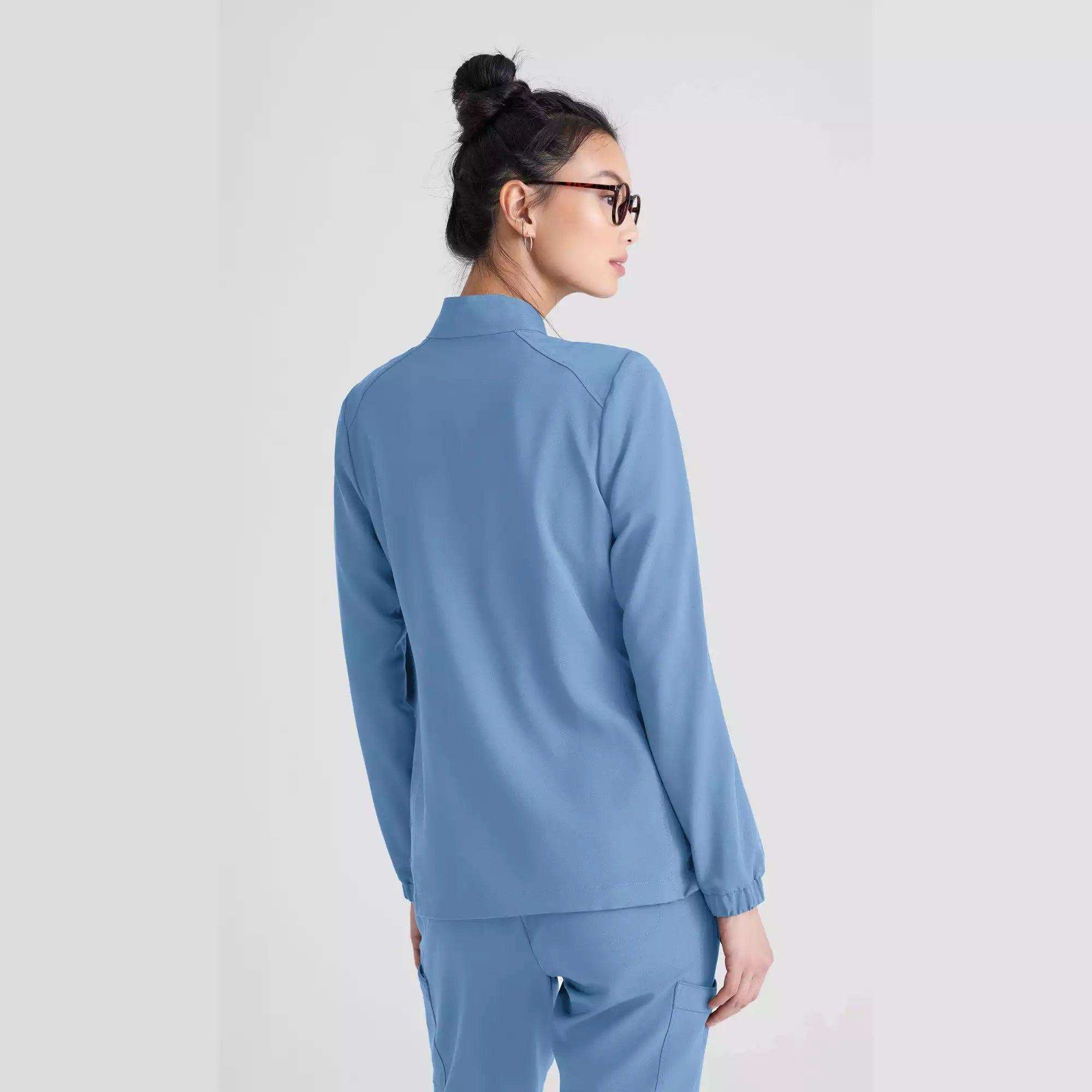 Grey's Anatomy Evolve 3 Pocket Collared Warm-Up | GSSW886