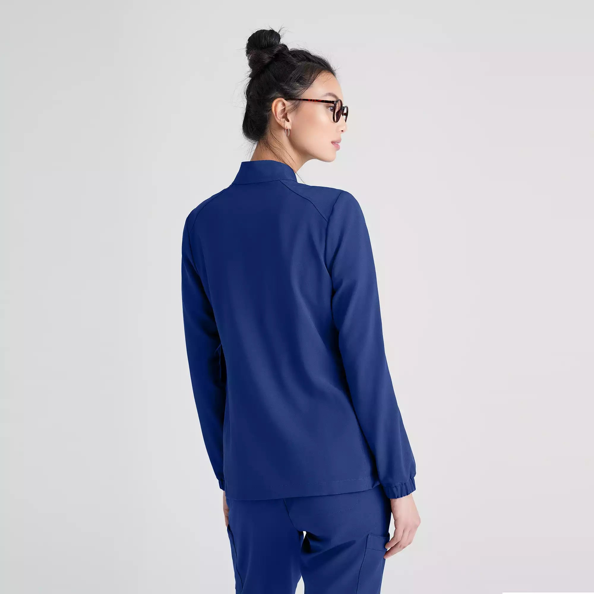 Grey's Anatomy Evolve 3 Pocket Collared Warm-Up | GSSW886