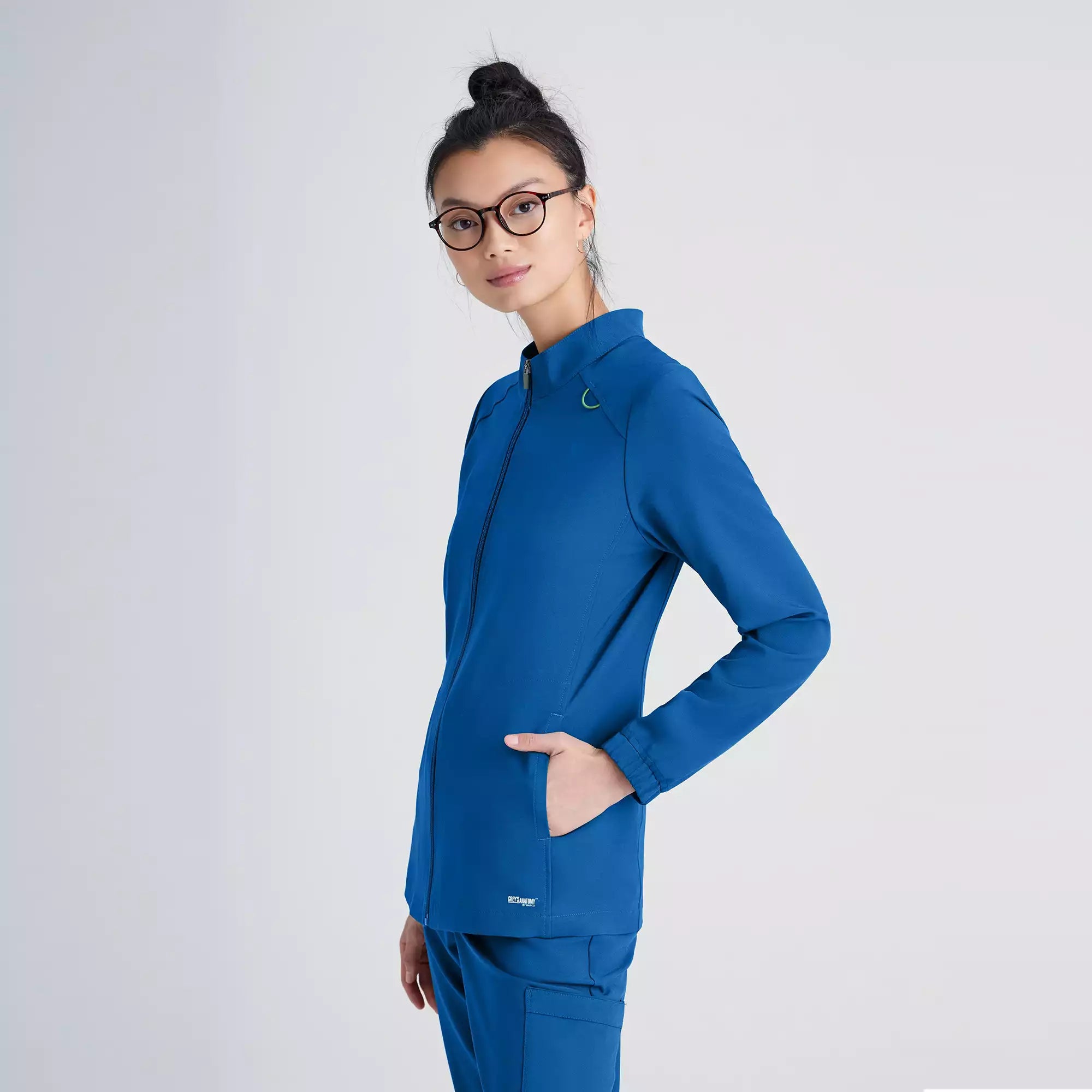 Grey's Anatomy Evolve 3 Pocket Collared Warm-Up | GSSW886