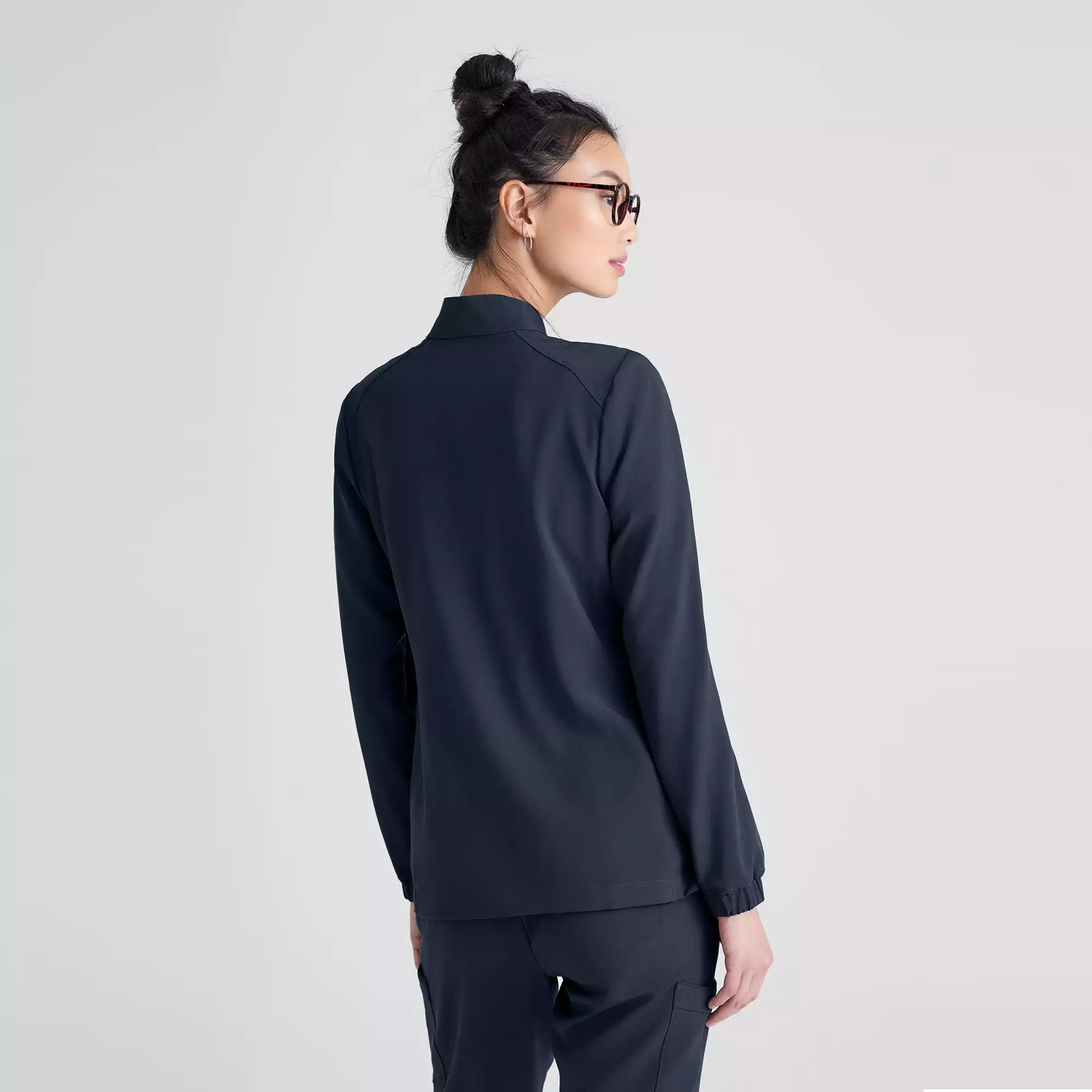 Grey's Anatomy Evolve 3 Pocket Collared Warm-Up | GSSW886