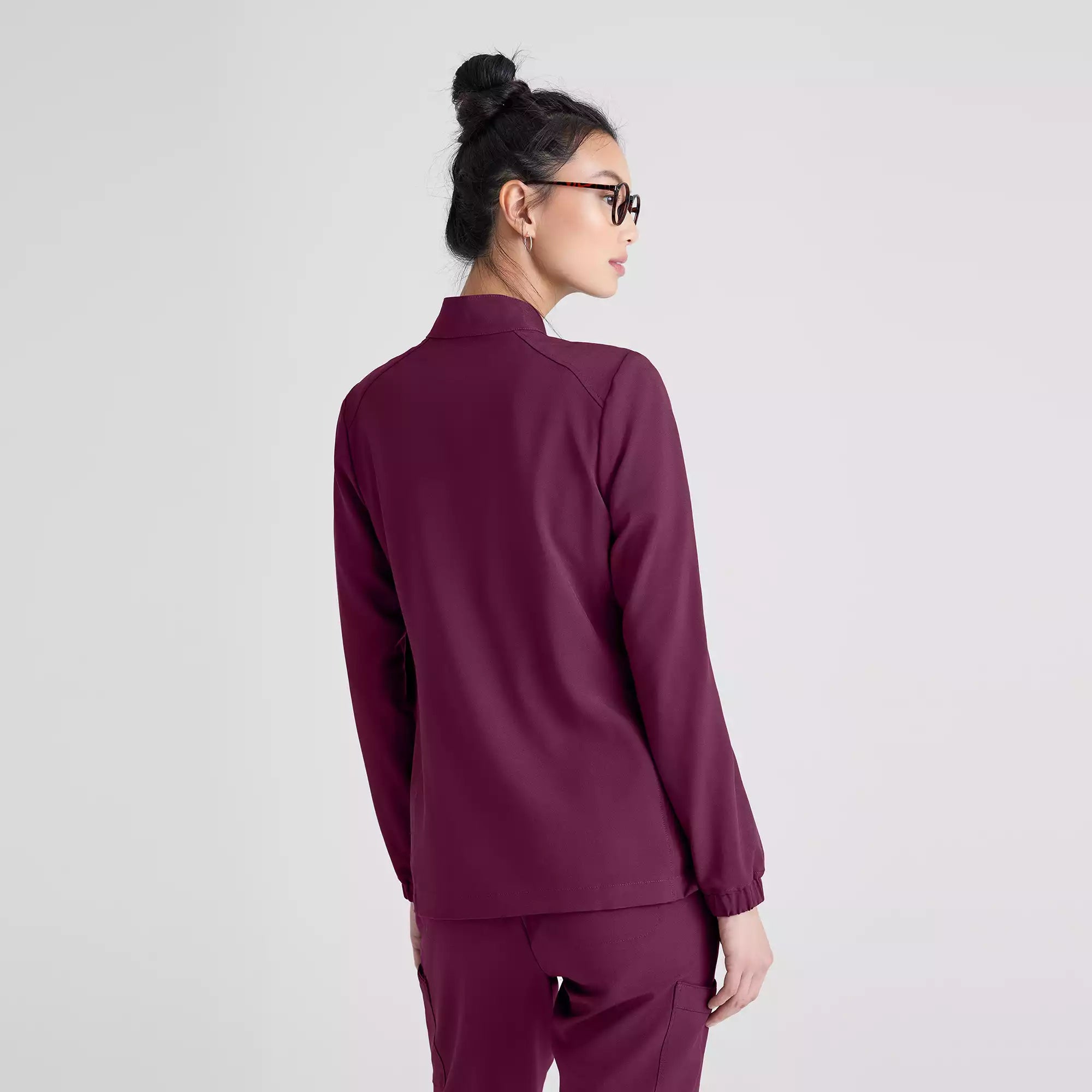 Grey's Anatomy Evolve 3 Pocket Collared Warm-Up | GSSW886