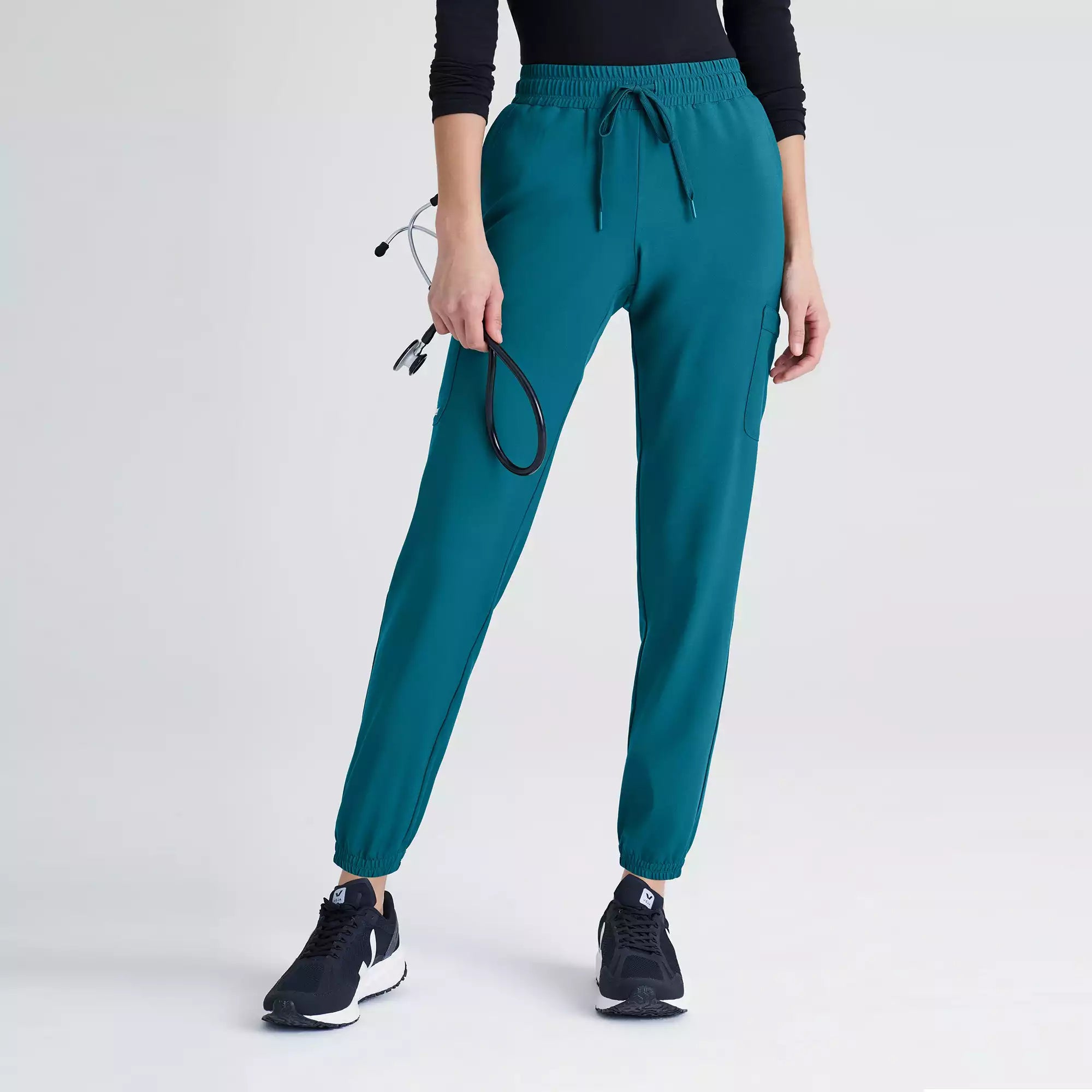Grey's Anatomy Evolve 6 Pocket Double Cargo Pant | GSSP625