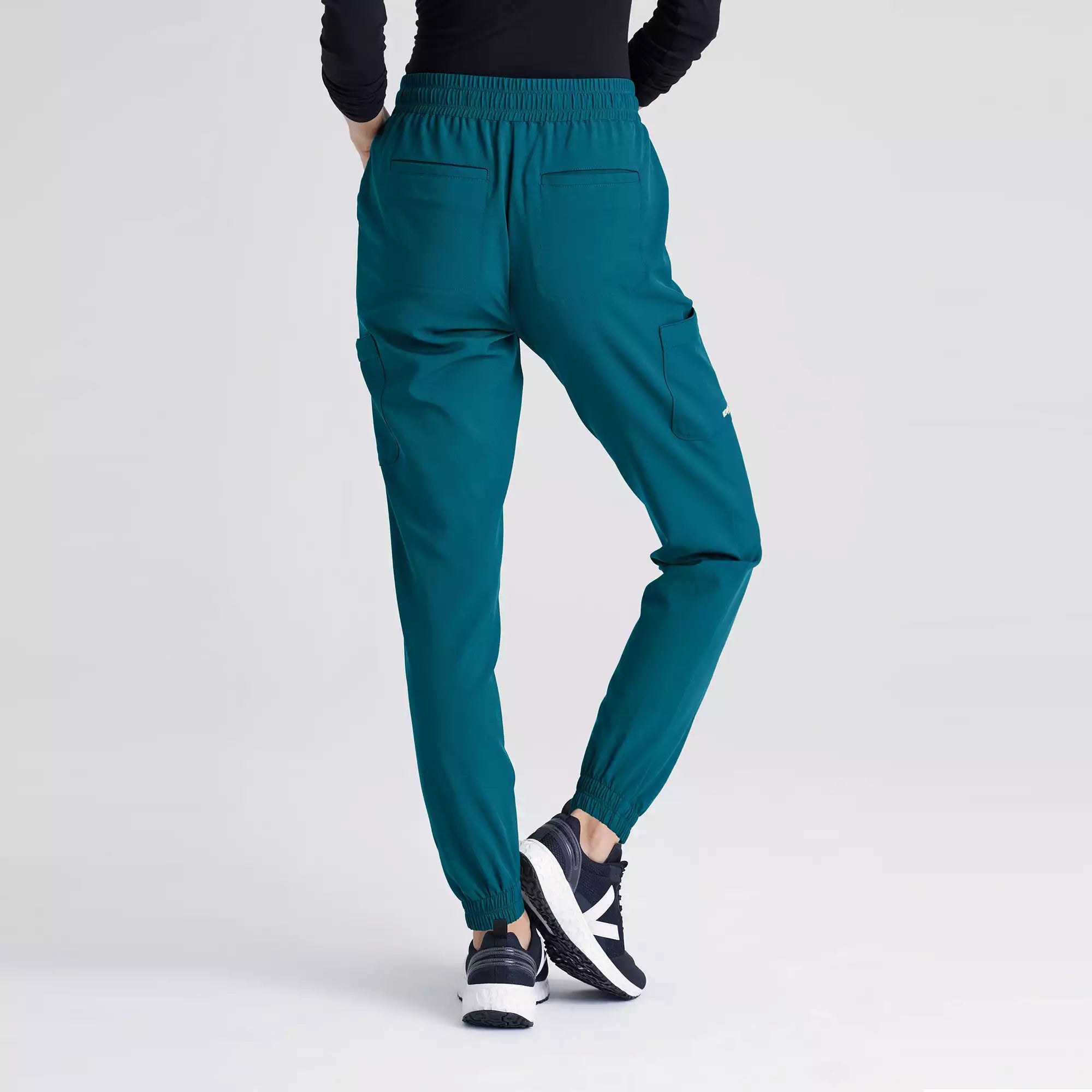 Grey's Anatomy Evolve 6 Pocket Double Cargo Pant | GSSP625