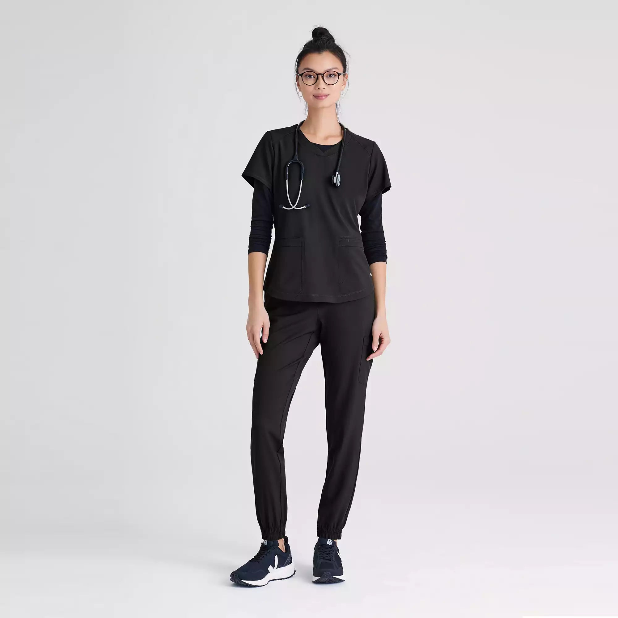 Grey's Anatomy Evolve 6 Pocket Double Cargo Pant | GSSP625