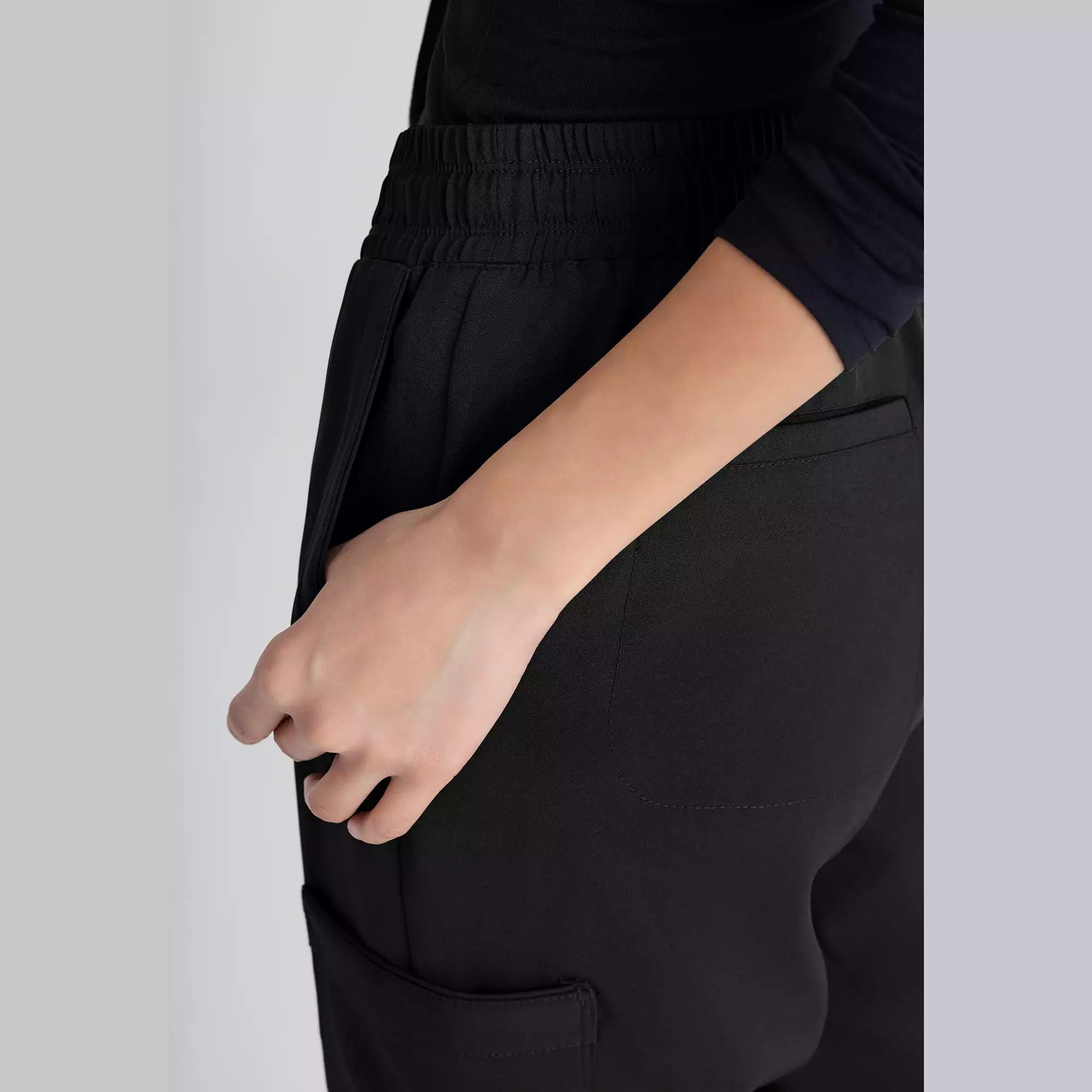Grey's Anatomy Evolve 6 Pocket Double Cargo Pant | GSSP625