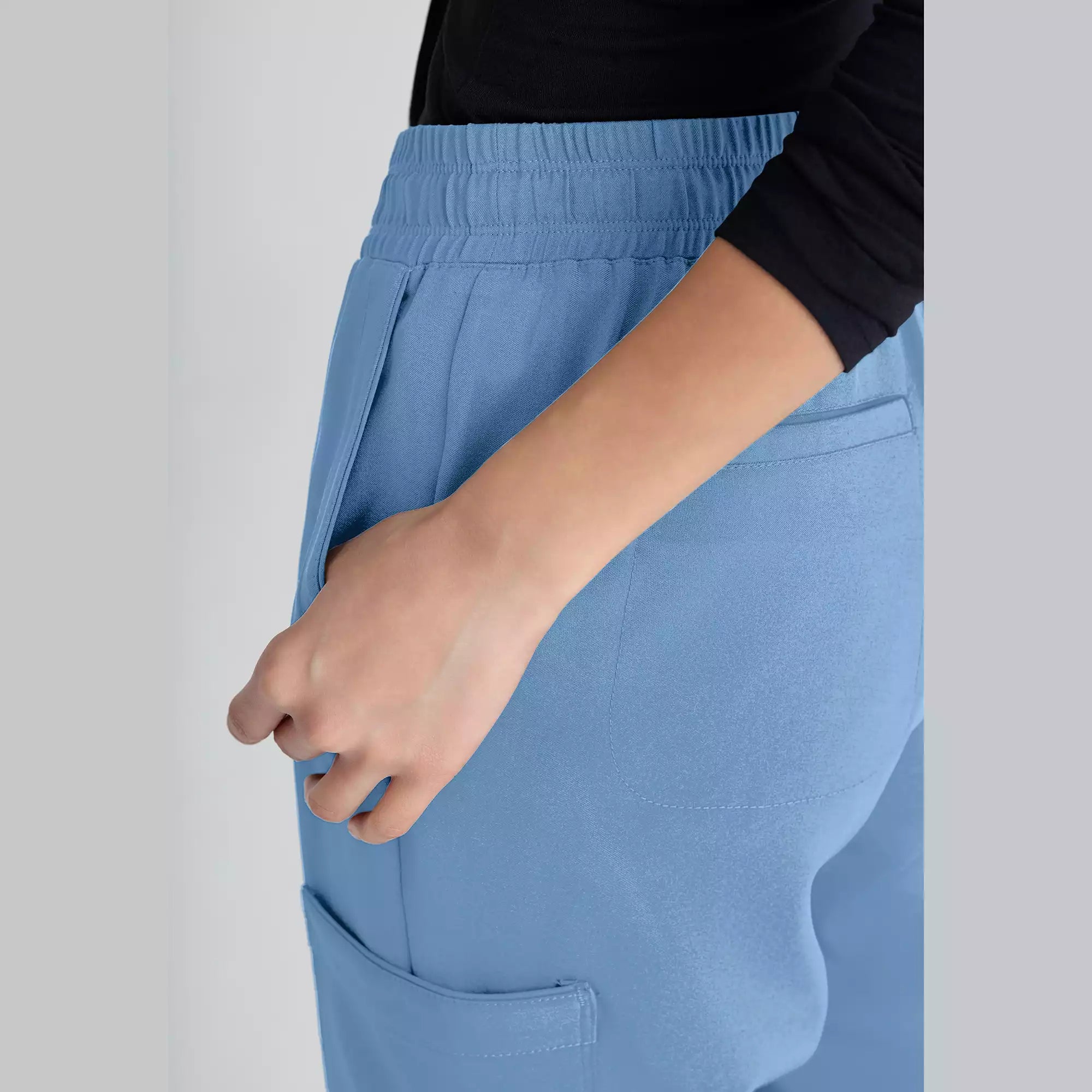 Grey's Anatomy Evolve 6 Pocket Double Cargo Pant | GSSP625