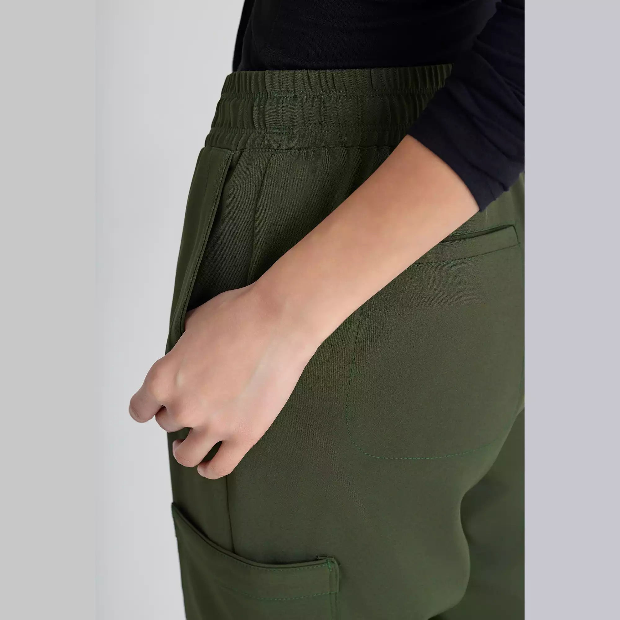 Grey's Anatomy Evolve 6 Pocket Double Cargo Pant | GSSP625