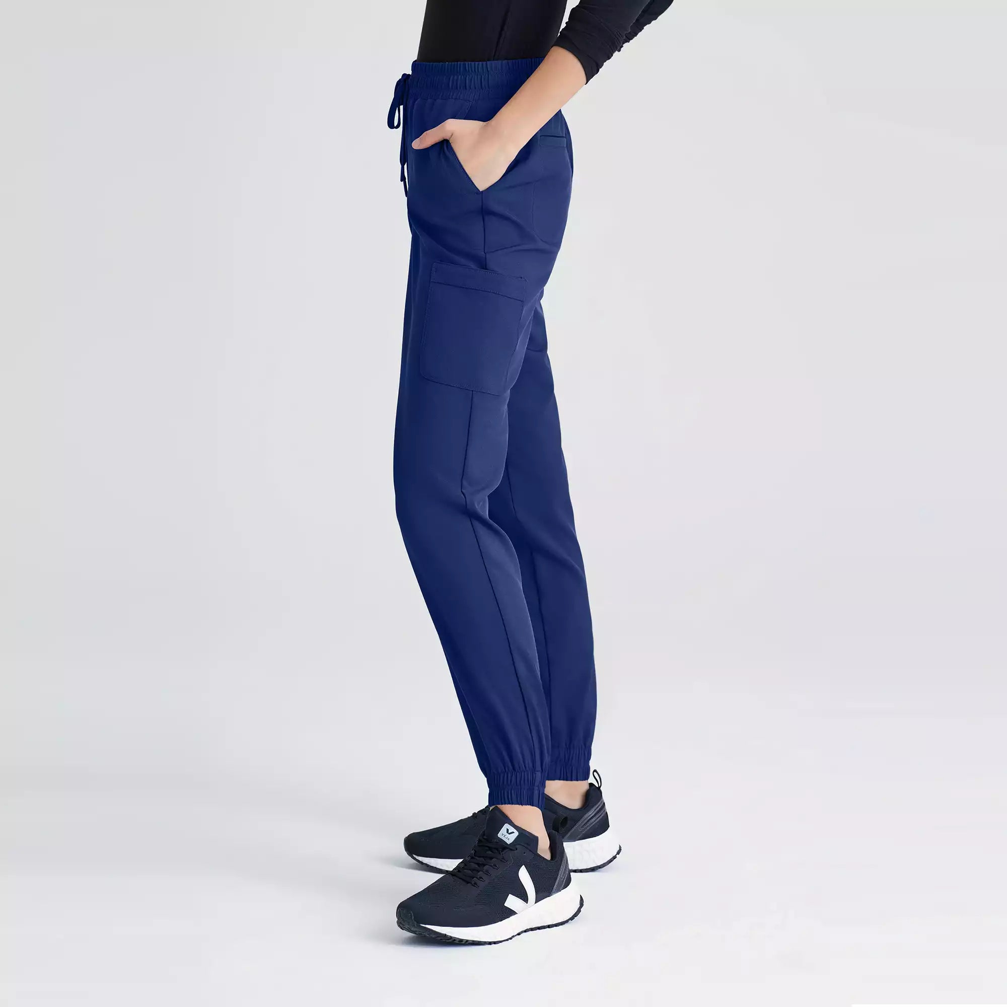 Grey's Anatomy Evolve 6 Pocket Double Cargo Pant | GSSP625