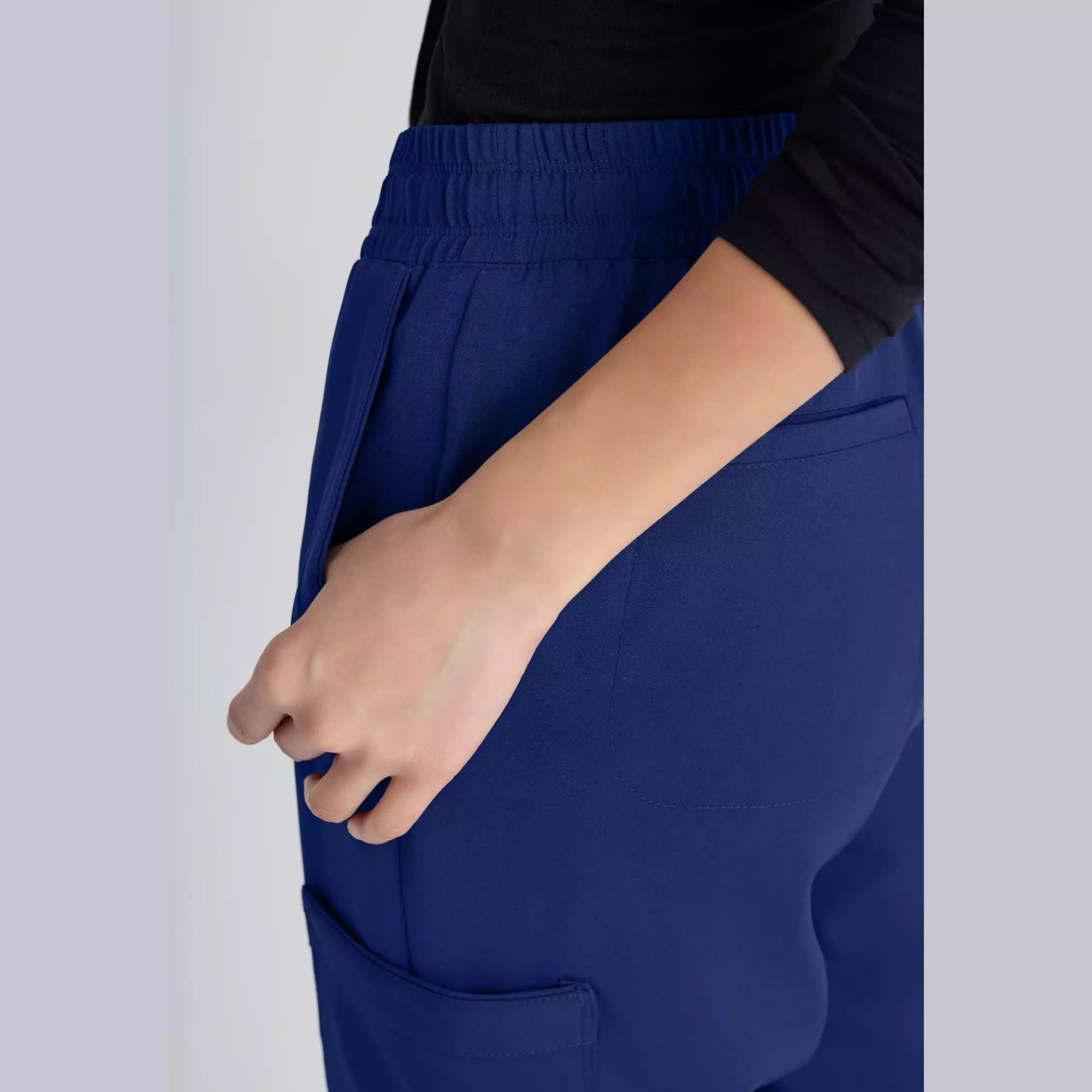 Grey's Anatomy Evolve 6 Pocket Double Cargo Pant | GSSP625