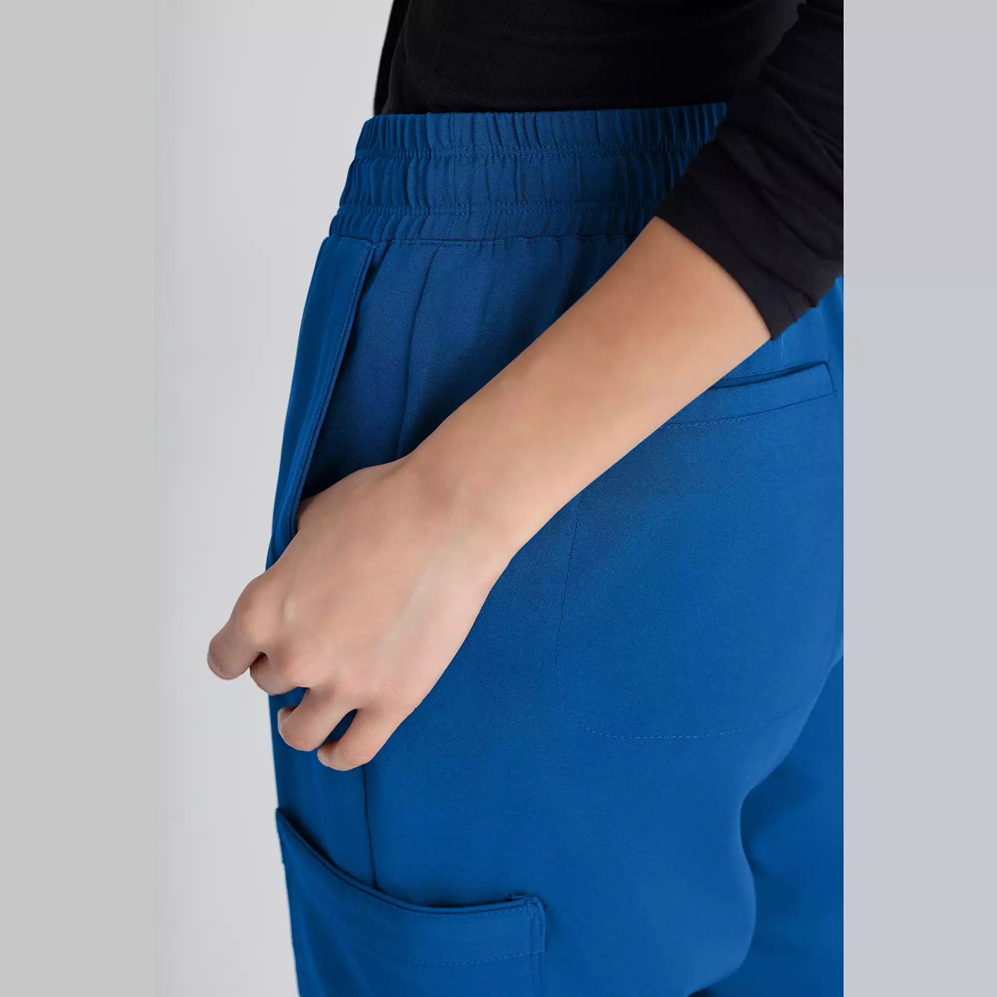 Grey's Anatomy Evolve 6 Pocket Double Cargo Pant | GSSP625