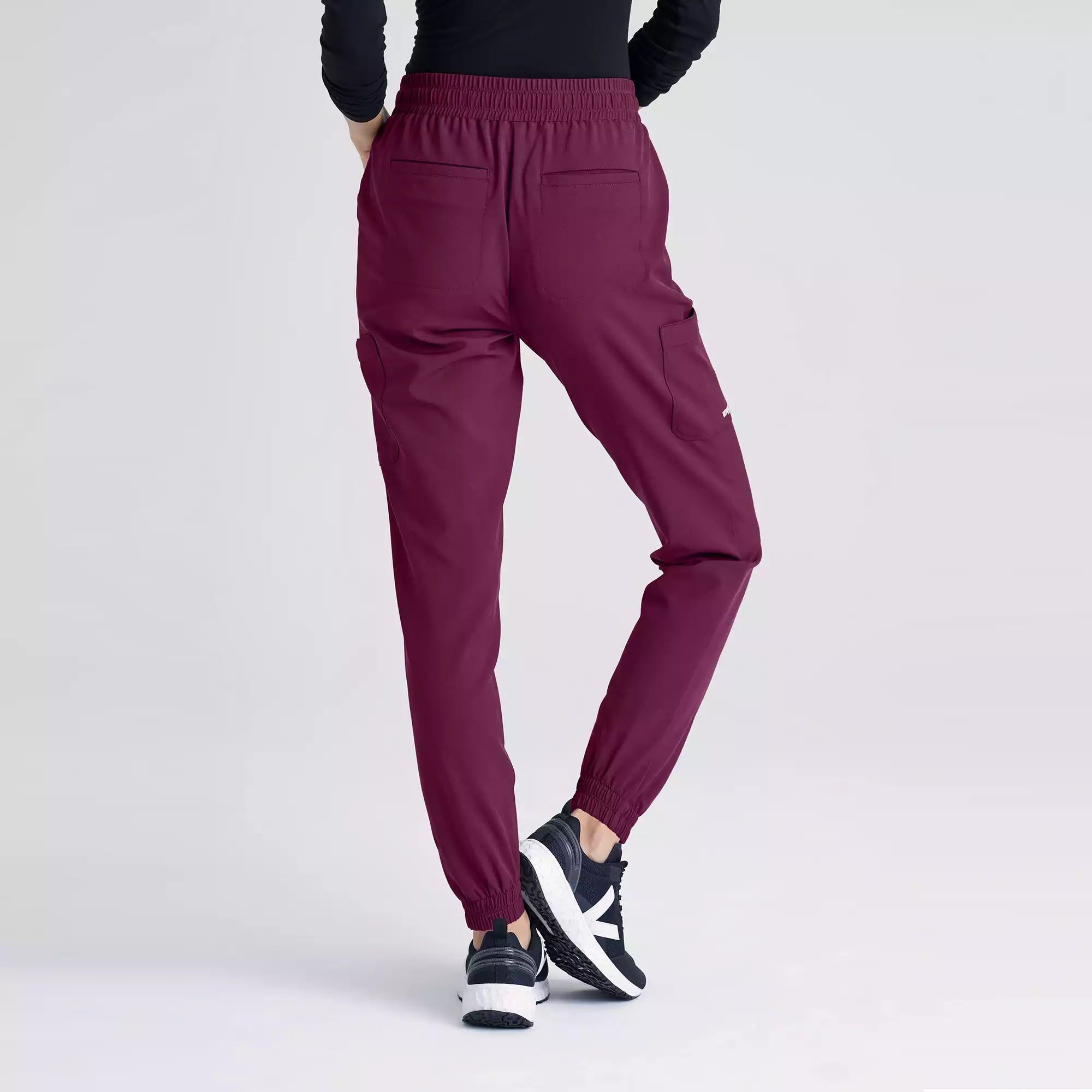 Grey's Anatomy Evolve 6 Pocket Double Cargo Pant | GSSP625