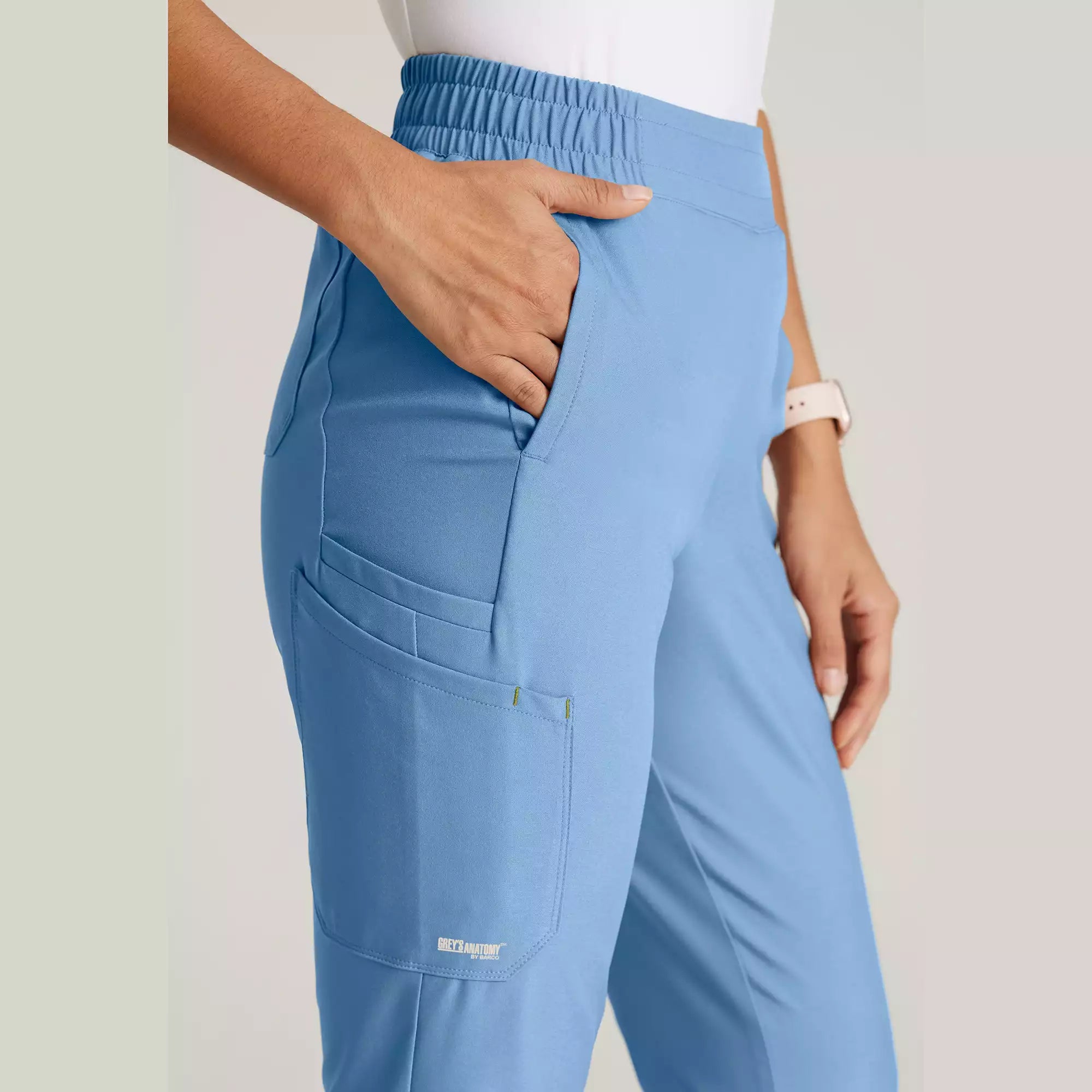 Grey's Anatomy Evolve 6 Pocket Tapered Leg Pant | GSSP627